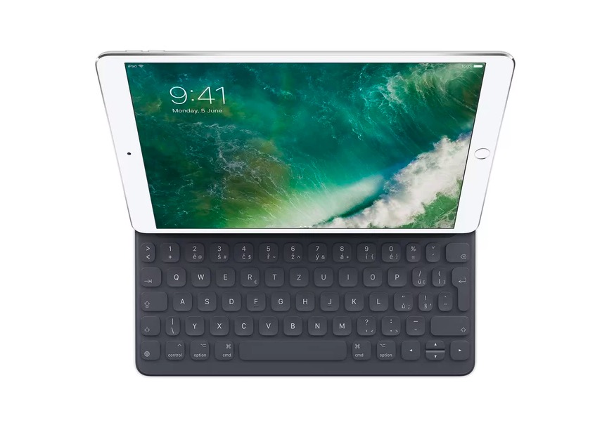 ipad with keyboard front view