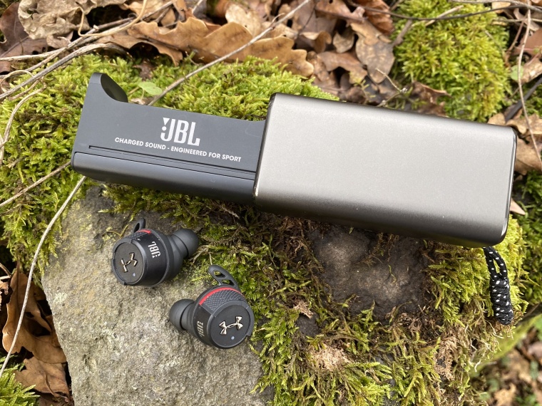 JBL UA Flash (6) JBL UA Flash (6)