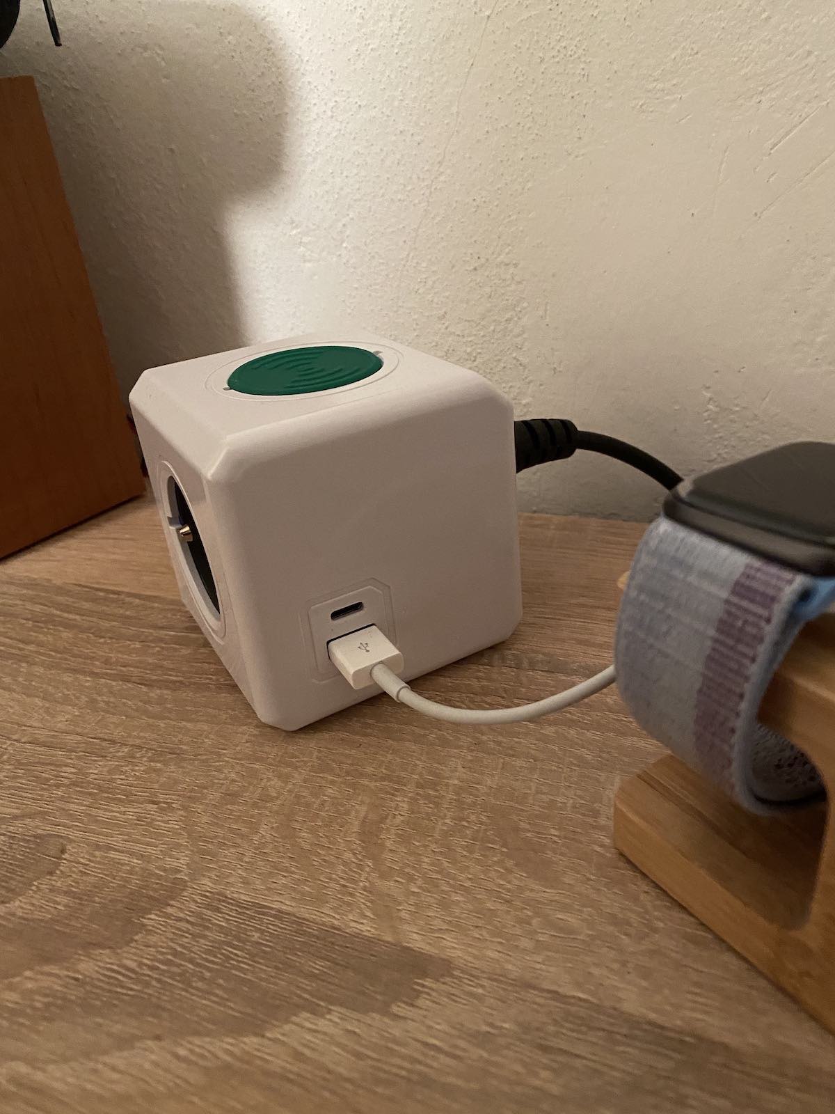 PowerCube WirelessCharger A C 5 PowerCube WirelessCharger A+C