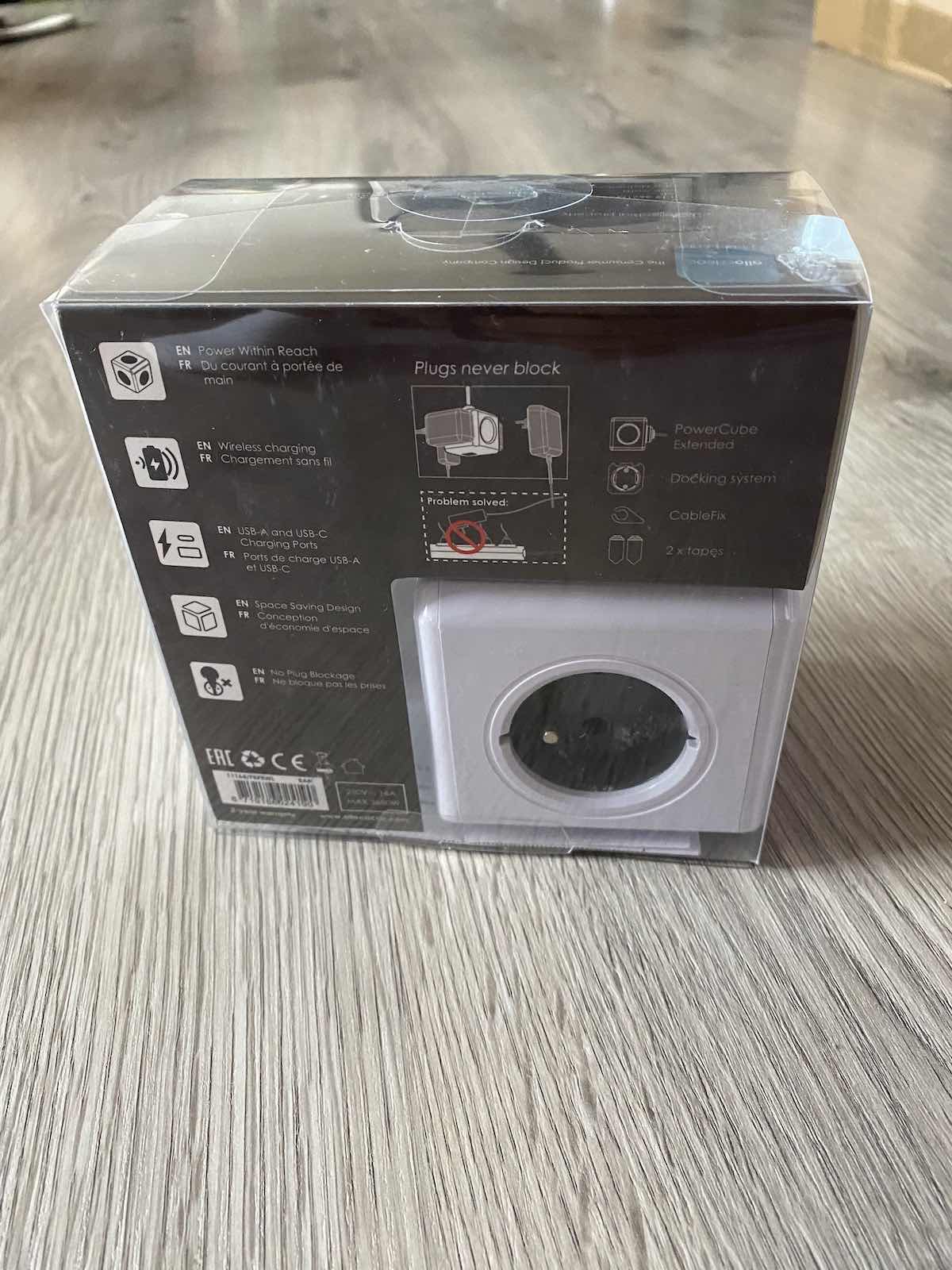 PowerCube WirelessCharger A C-baleni 2 PowerCube WirelessCharger A+C – balení