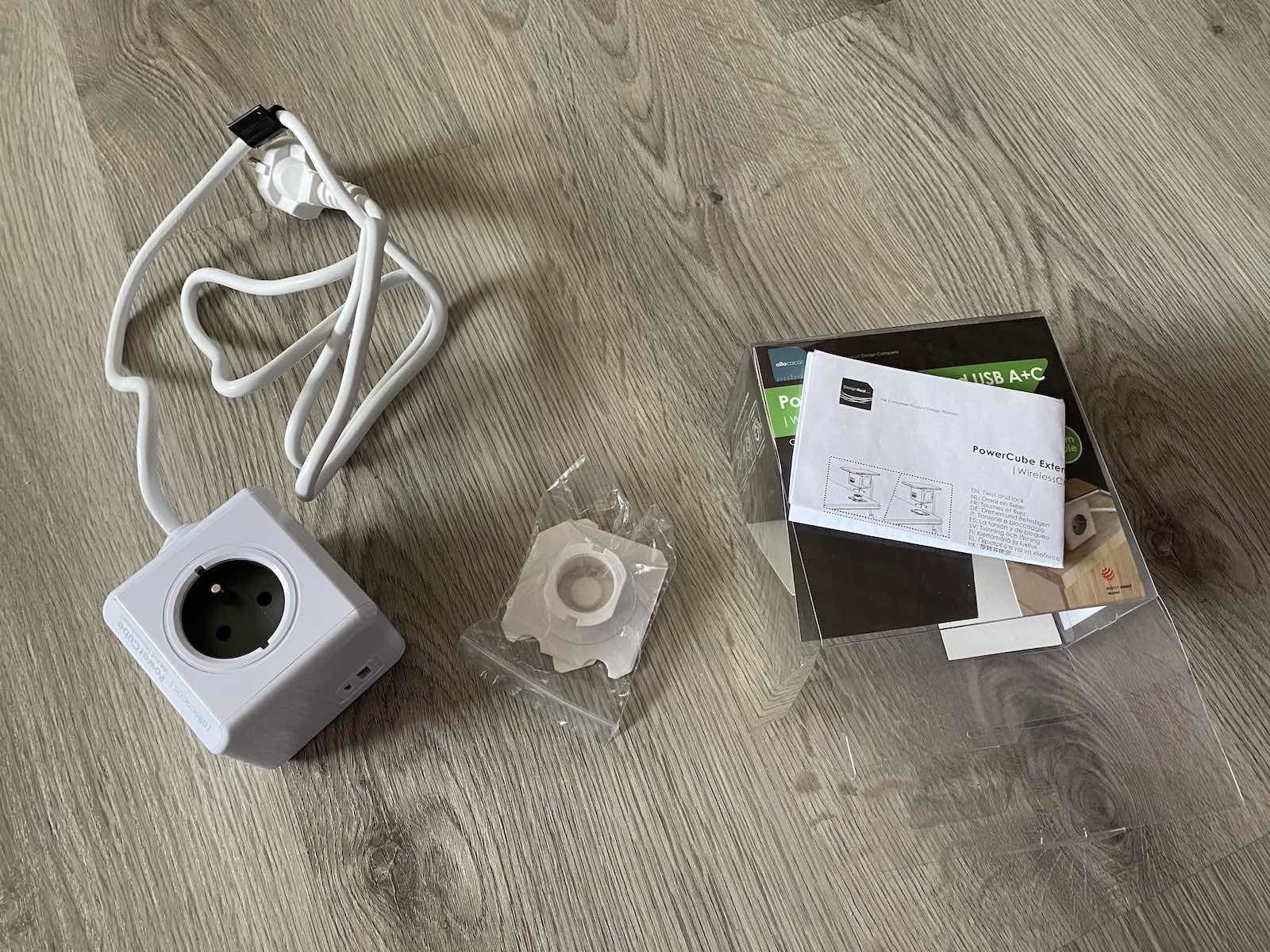 PowerCube WirelessCharger A C-baleni 5 PowerCube WirelessCharger A+C – balení
