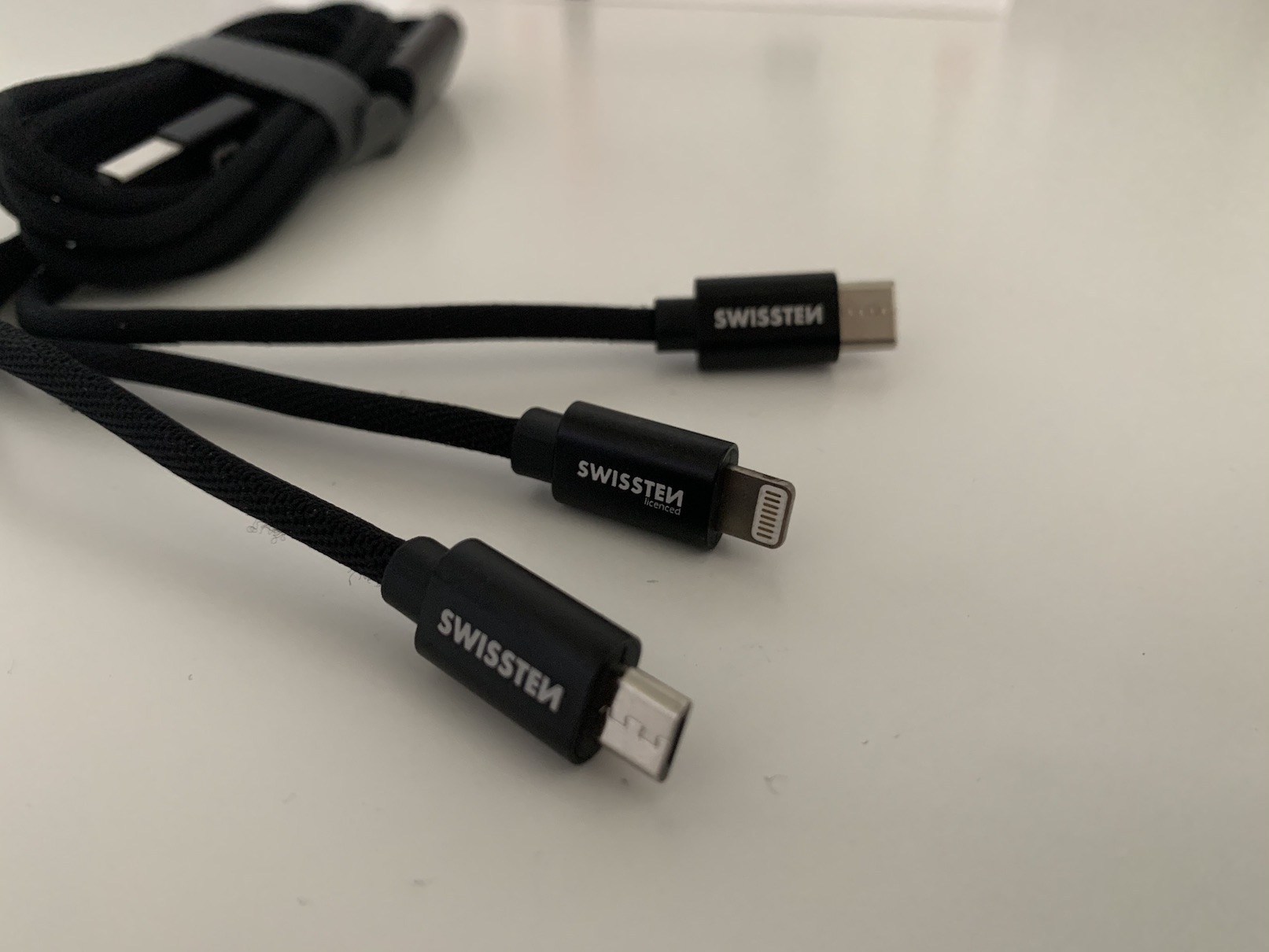 swissten_3v1_kabel3 swissten 3v1 kabel
