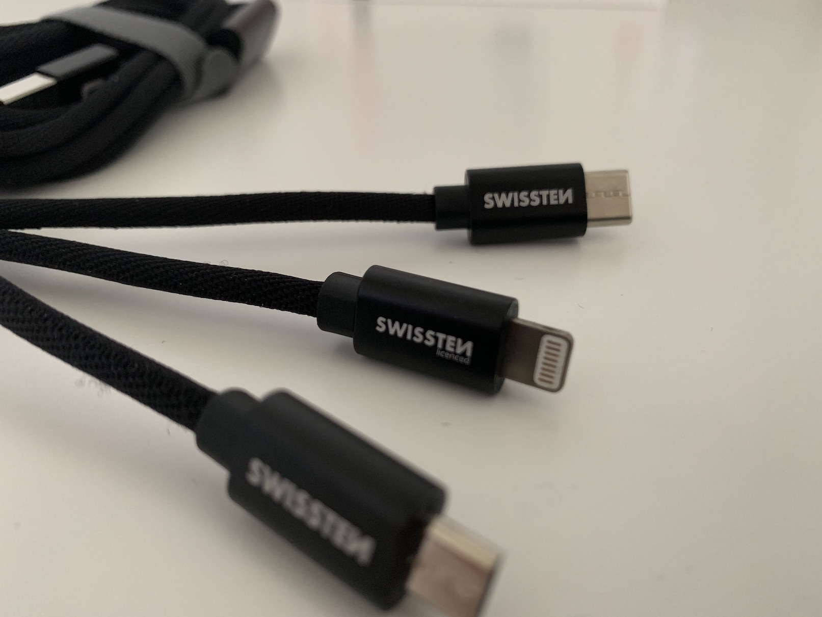 swissten_3v1_kabel9 swissten 3v1 kabel