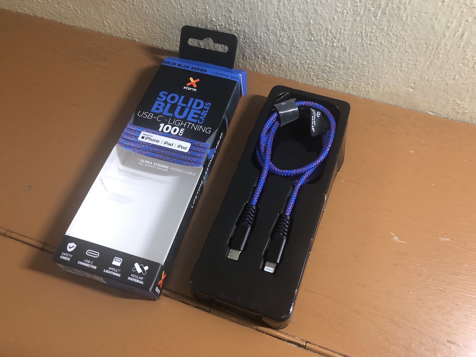 Xtorm Solid Blue USB-C Lightning 100 cm 12 Xtorm Solid Blue USB-C/Lightning