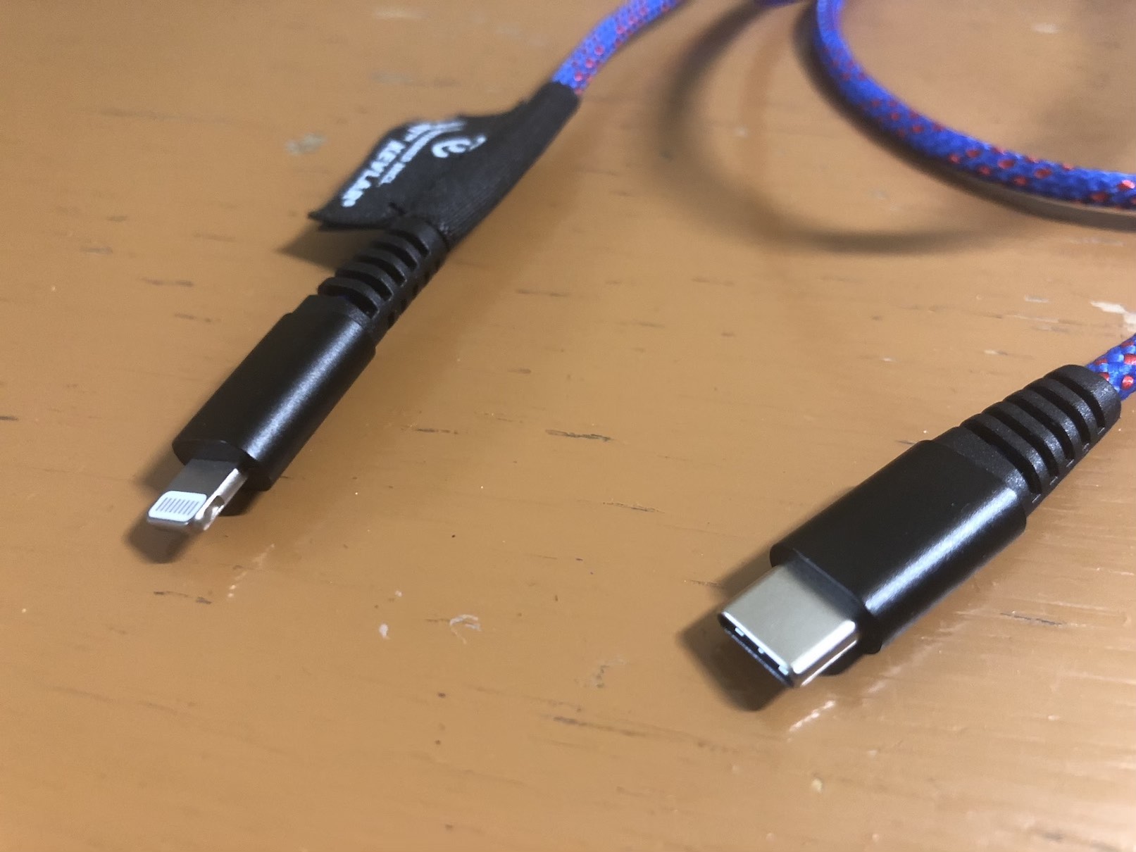 Xtorm Solid Blue USB-C Lightning 100 cm 18 Xtorm Solid Blue USB-C/Lightning
