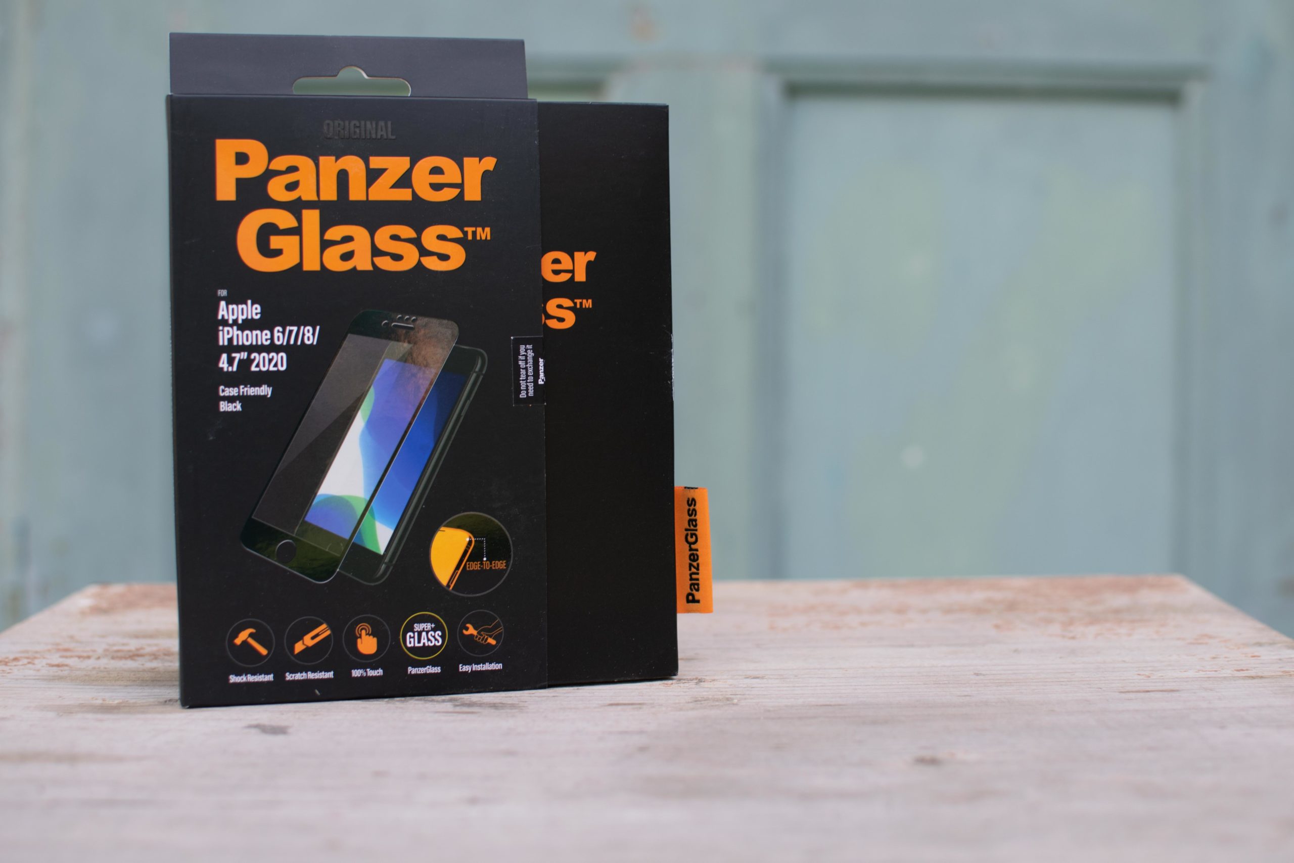 Sklo PanzerGlass Edge-to-edge na iPhone SE 2020