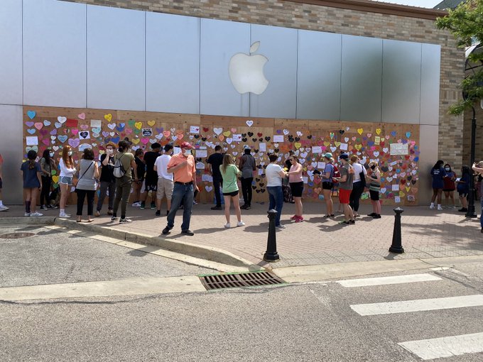 apple store protesty 7 Apple Story v USA při protestech