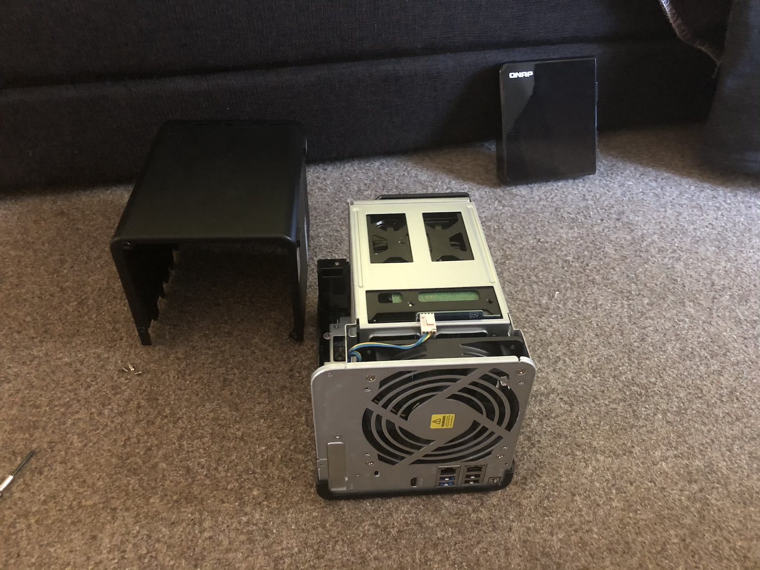 QNAP TS-453D 3 cast 18 QNAP TS-453D