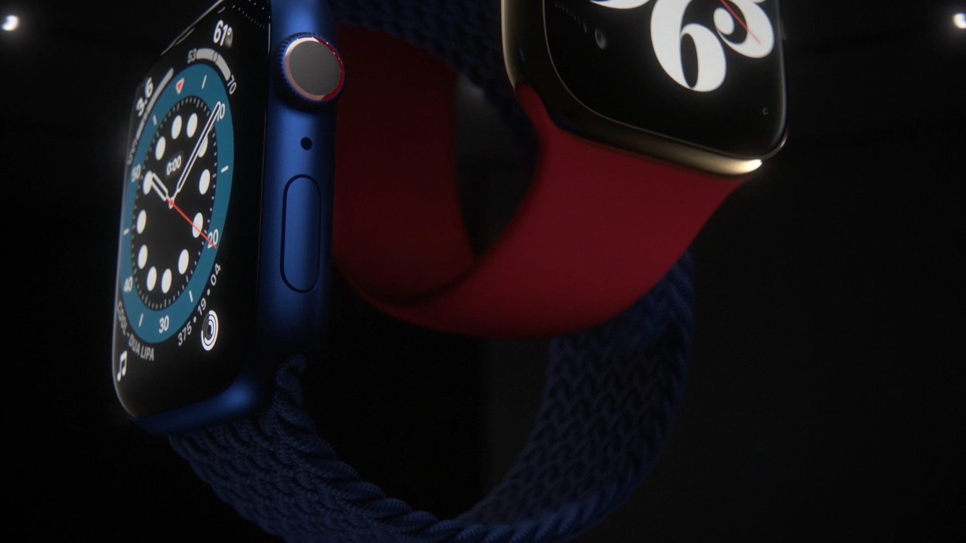 dual smartwatches display