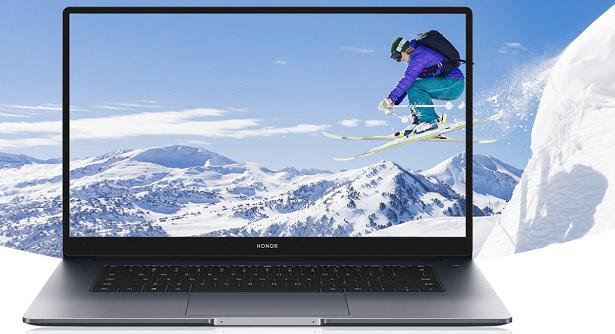laptop with skiing image