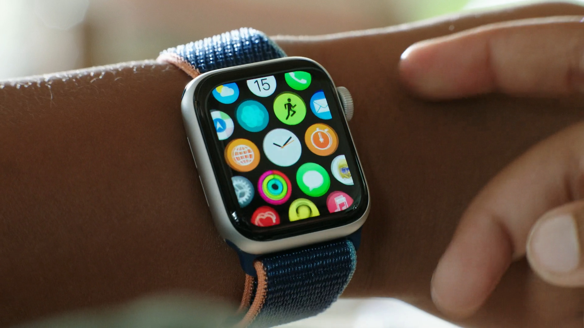 smartwatch apps display