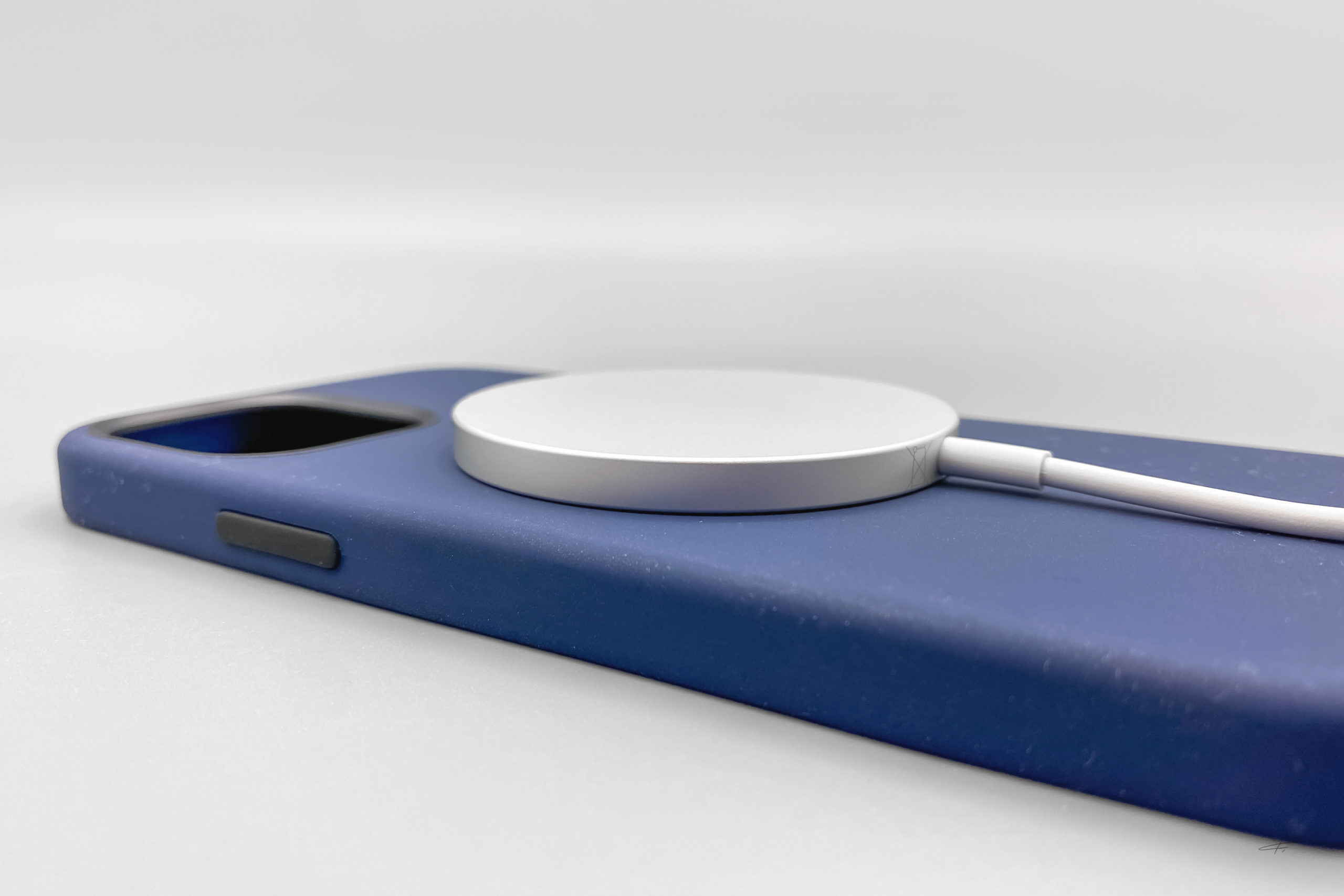MagSafe nabijecka kryt 6