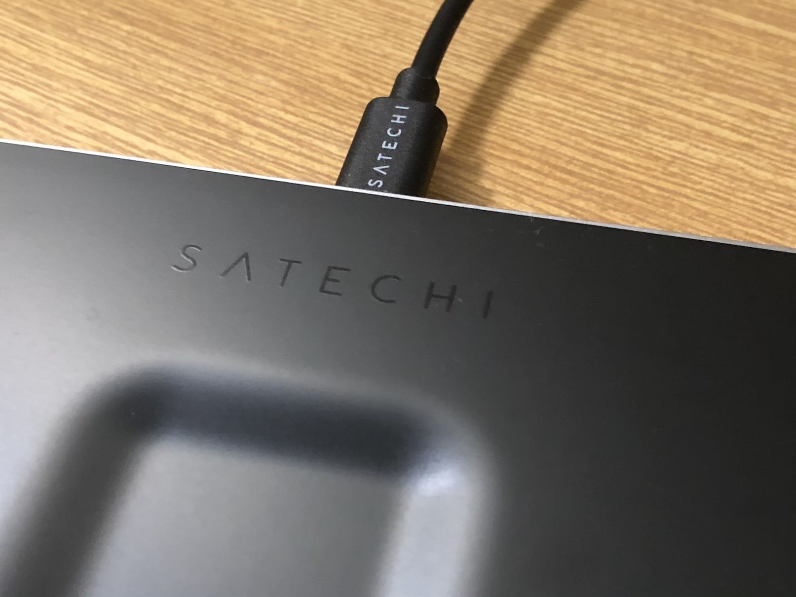 Satechi Trio Wireless Charging Pad 13 Satechi Trio Wireless Charging Pad