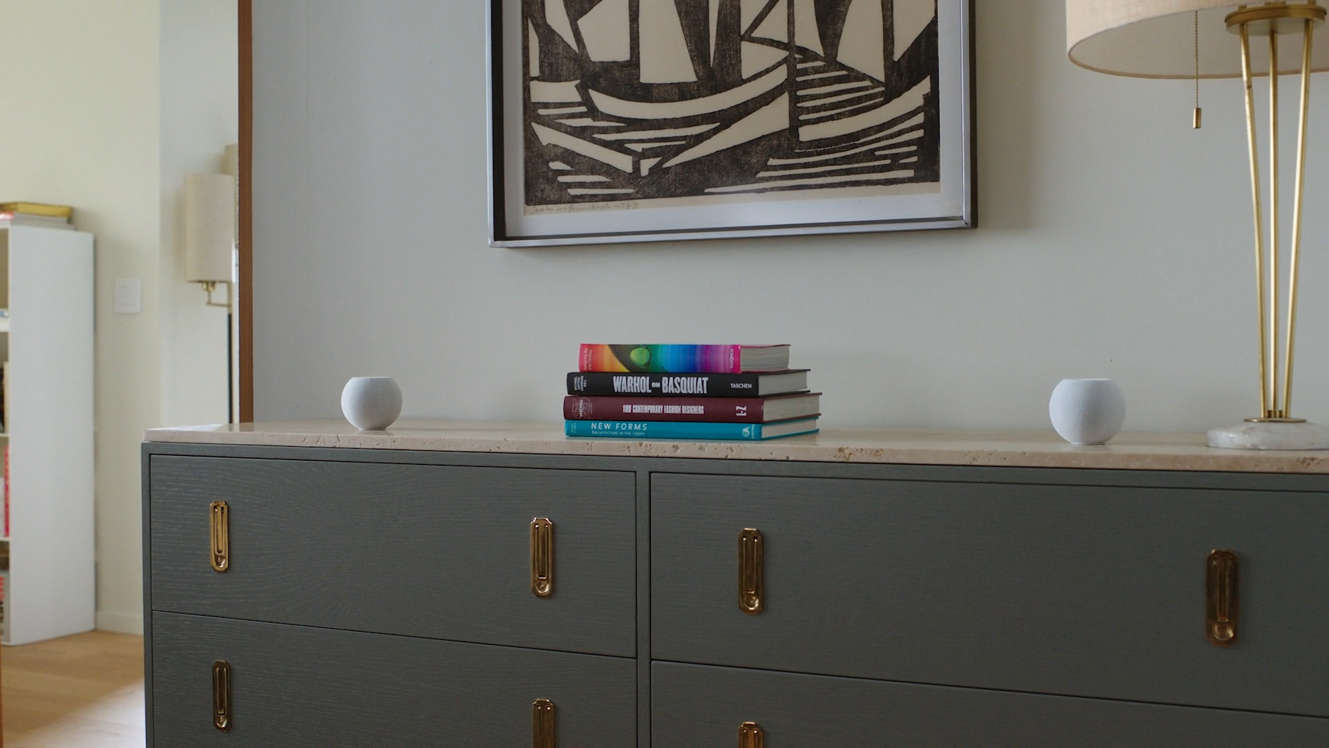 bookshelf speakers decor