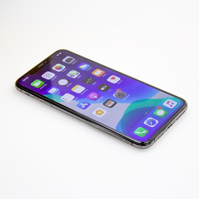 iPhone Soft OLED displej FixPremium iPhone se Soft OLED displejem