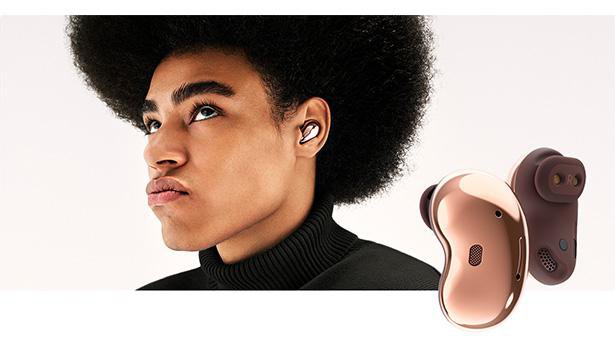 man wearing wireless earbuds
