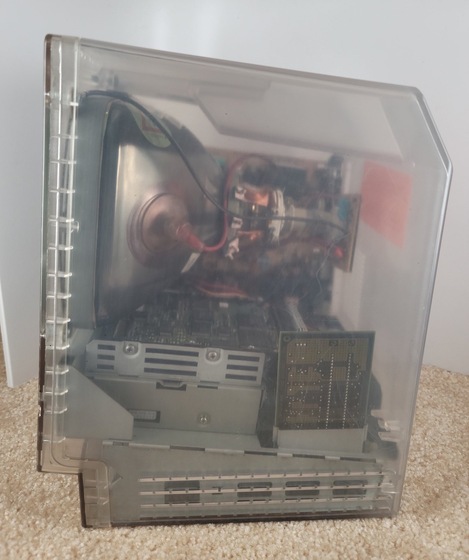 macintosh-clear-prototype-3