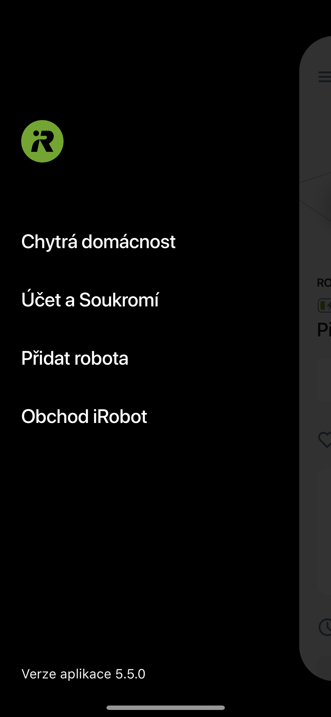 Screenshoty z aplikace pro vysavač Roomba i7+