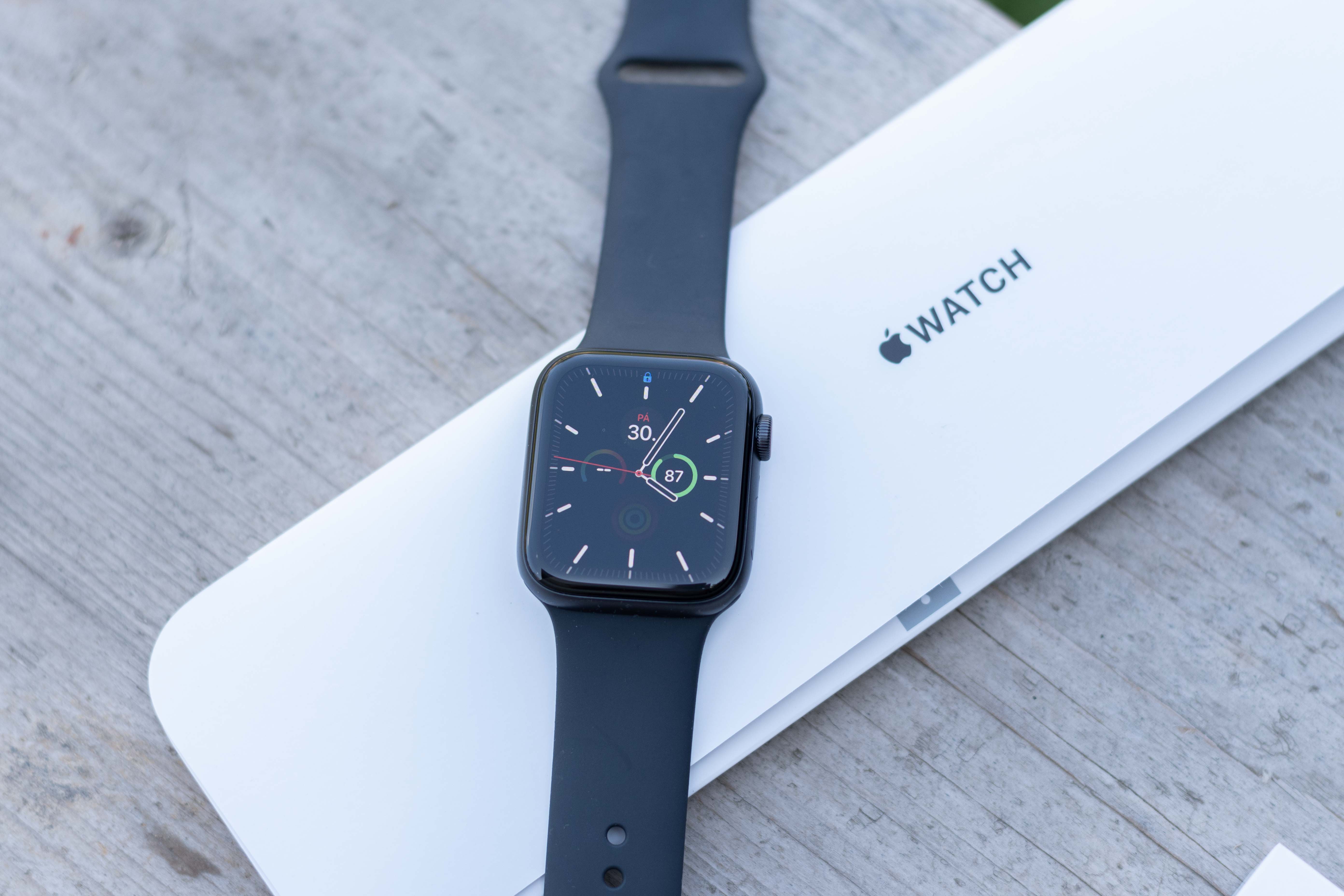 Apple Watch បណ្តាញ LTE