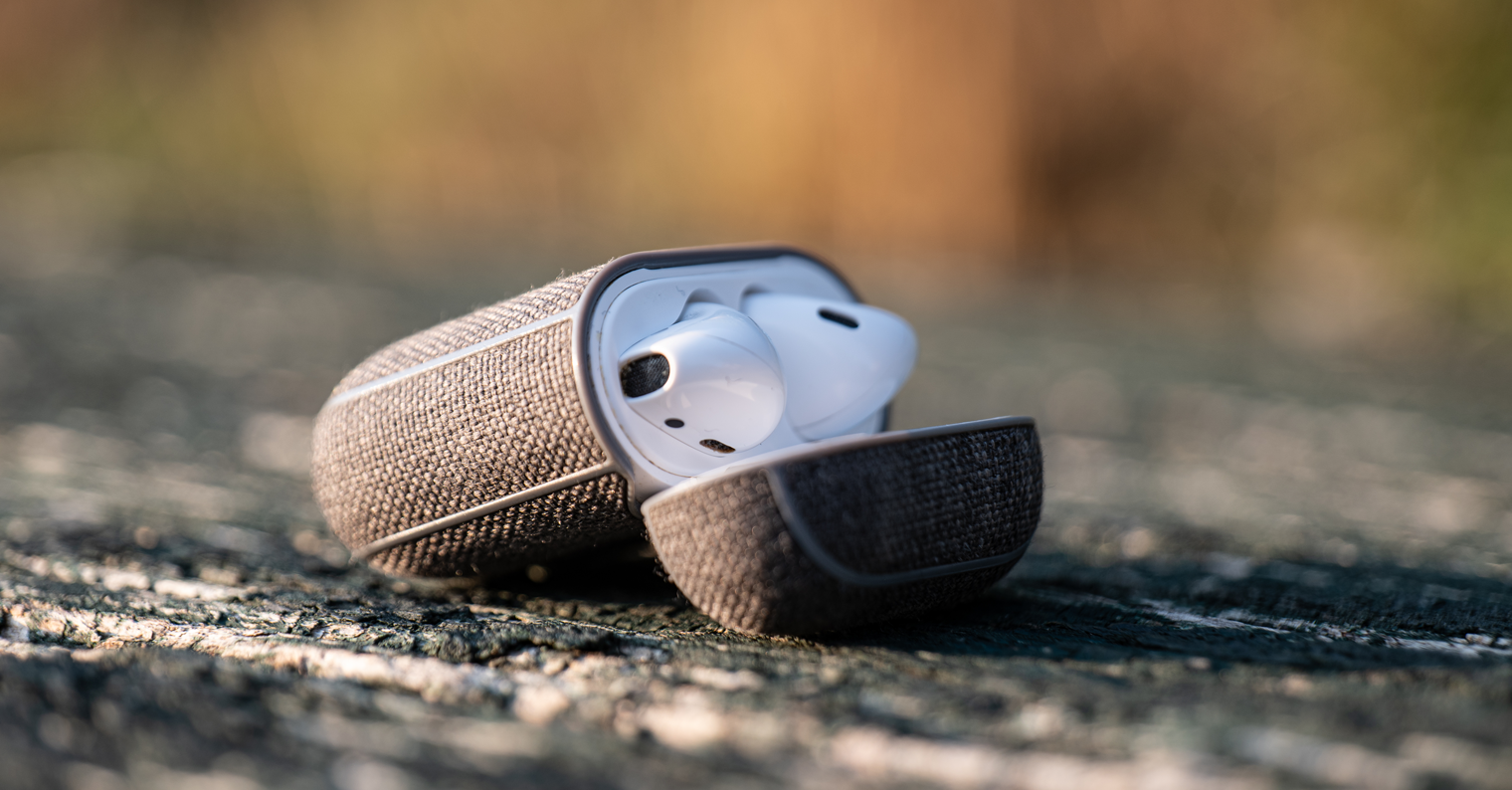 Apple_AirPods_nahled Apple_AirPods_nahled