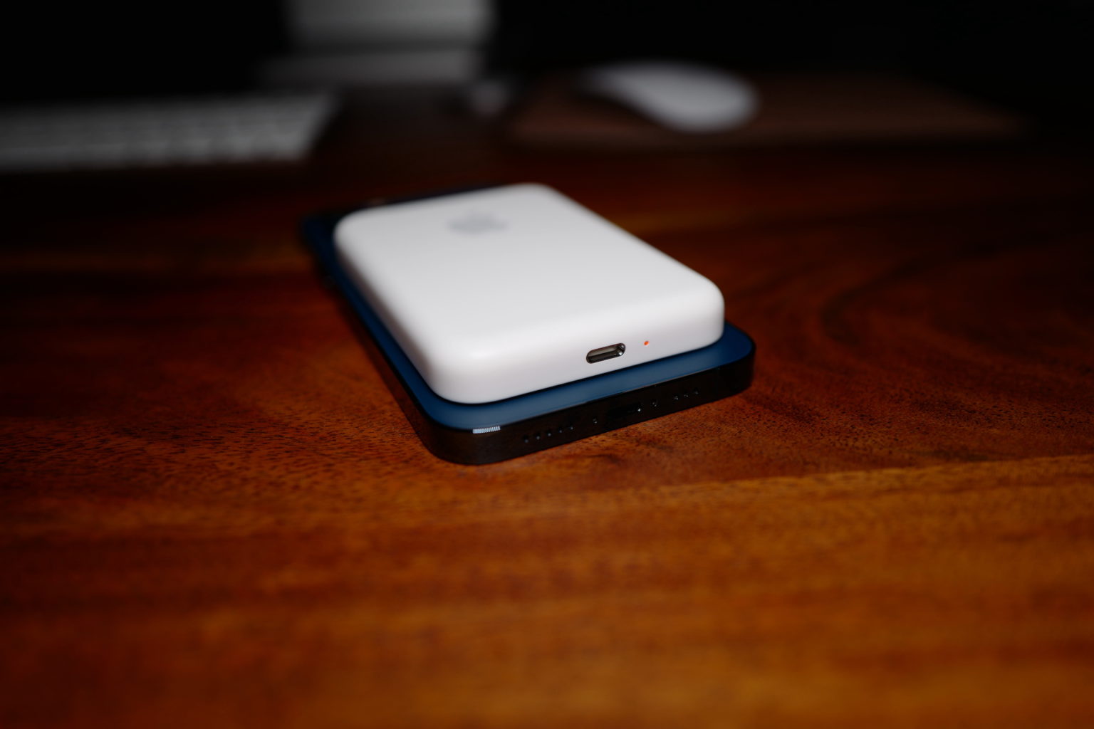 Unboxing v první dojmy z MagSafe Battery Packu v podání LsA Letem