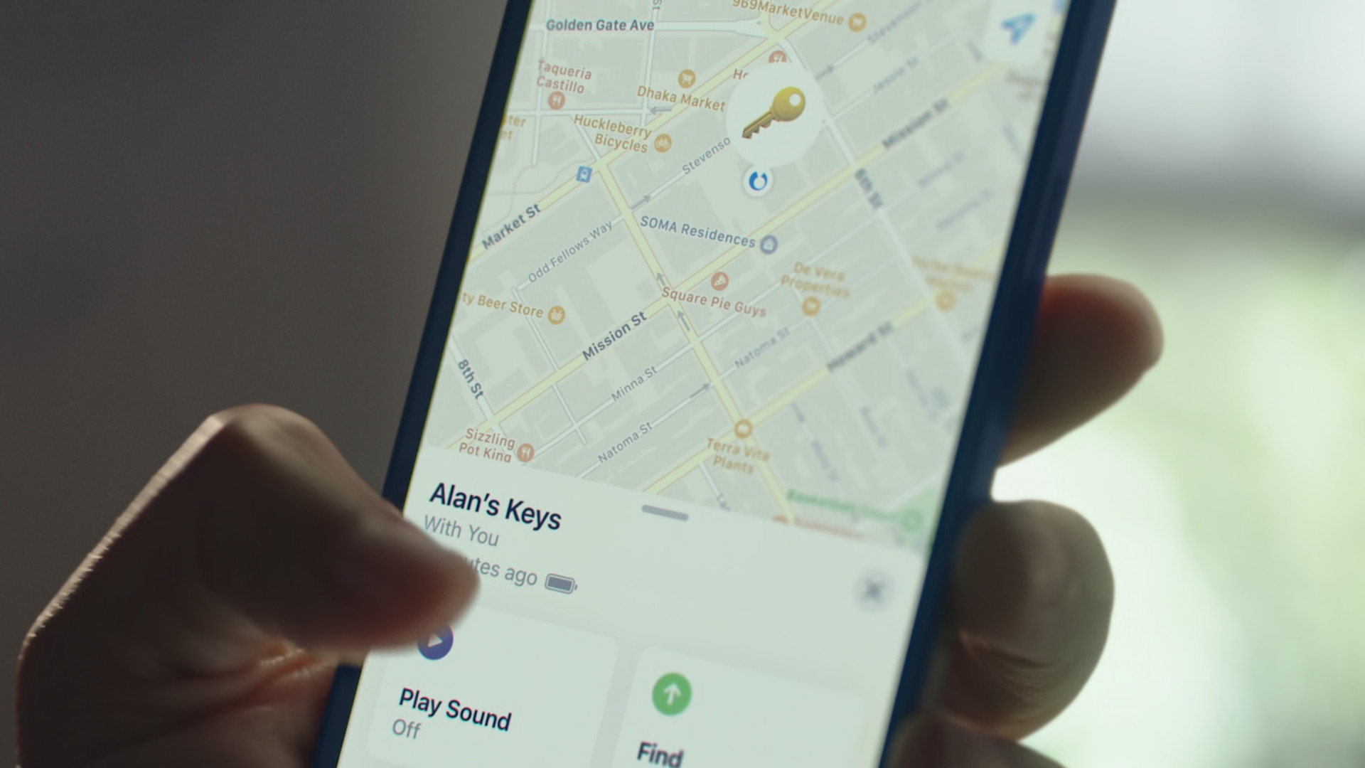find my app on phone zoomed