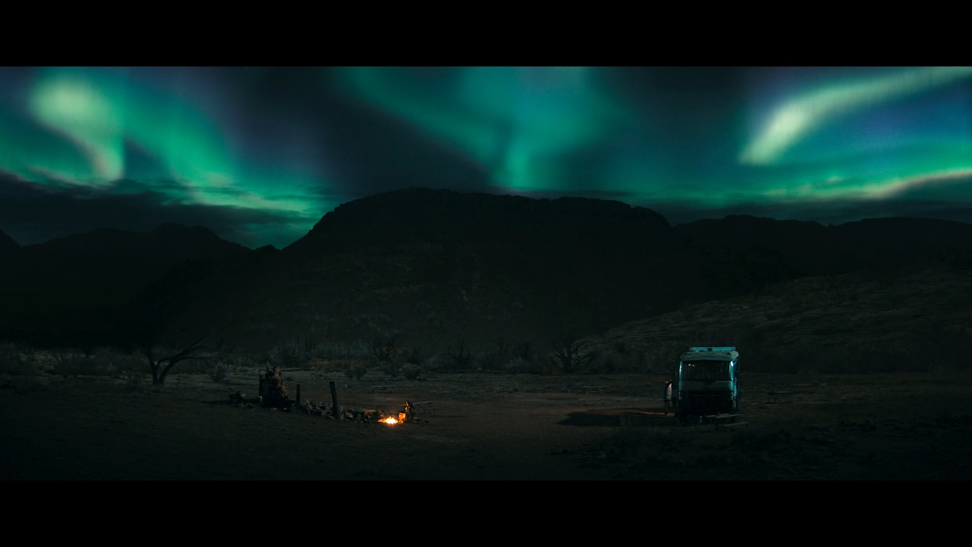 northern lights camping