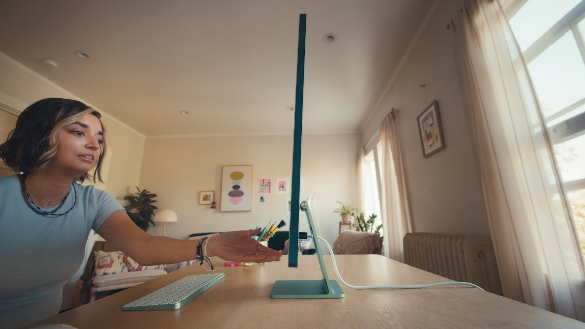 side view thin monitor