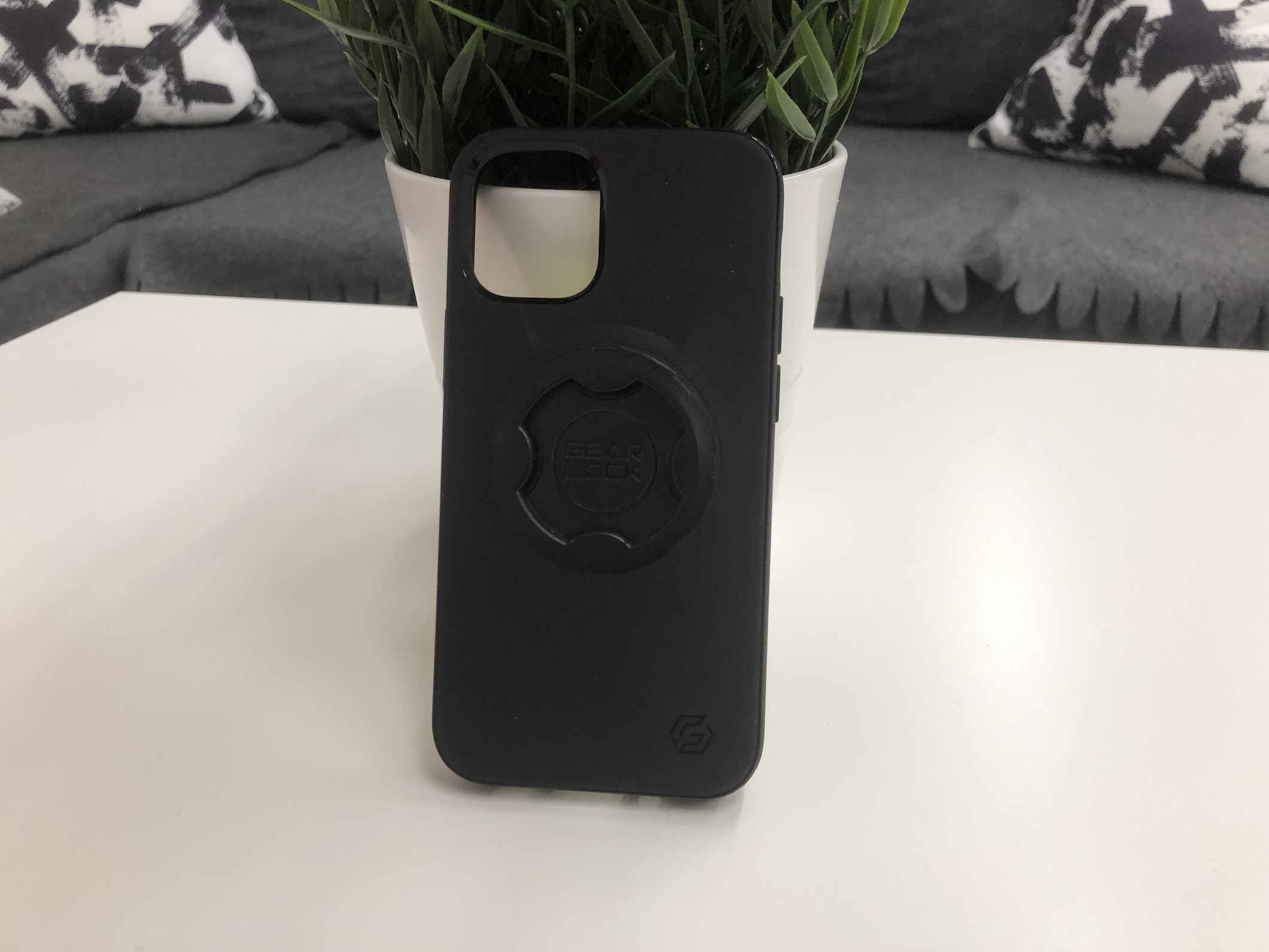 spigen gearlock 10 Spigen Gearlock