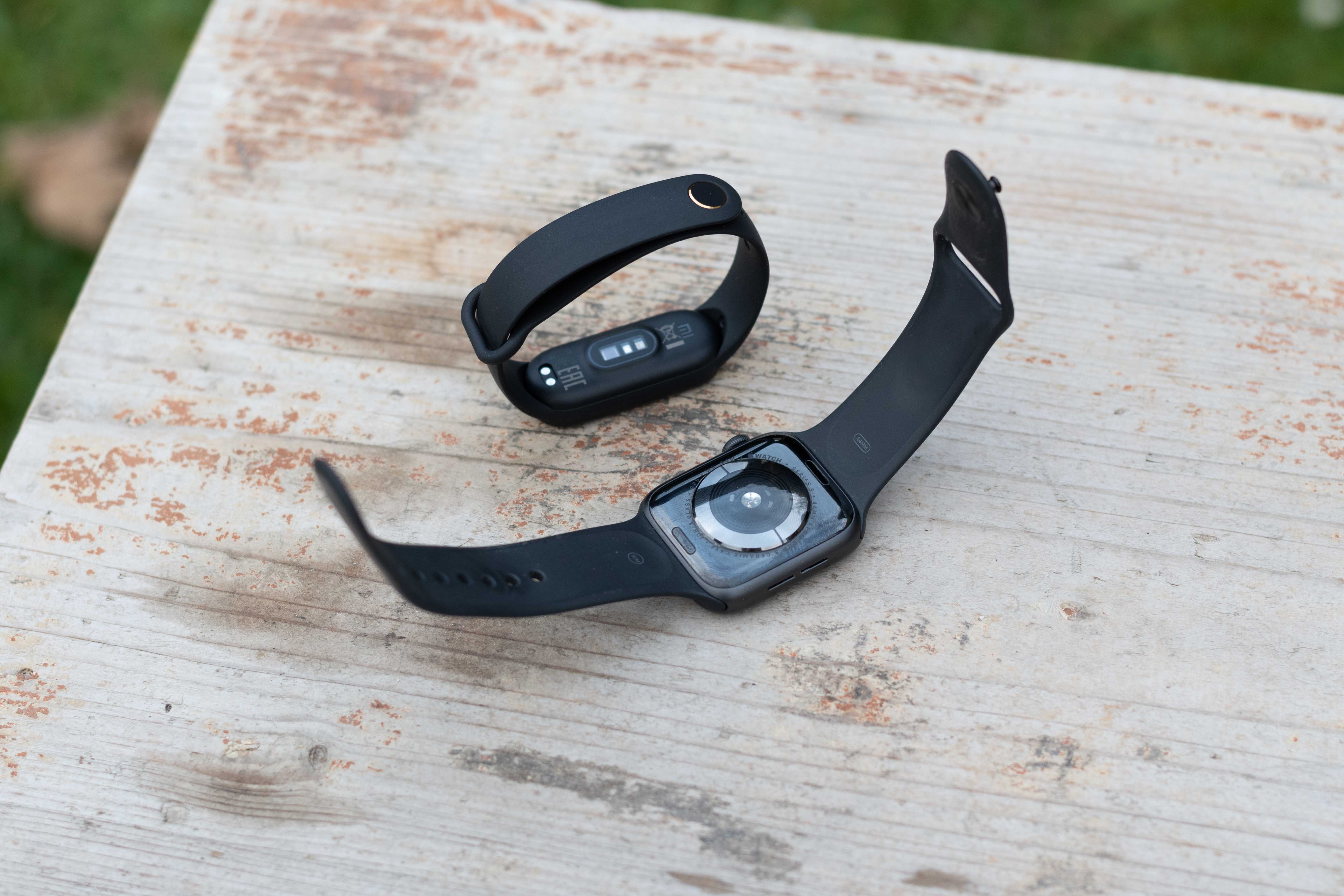 Xiaomi Mi Band 6 NFC v LsA