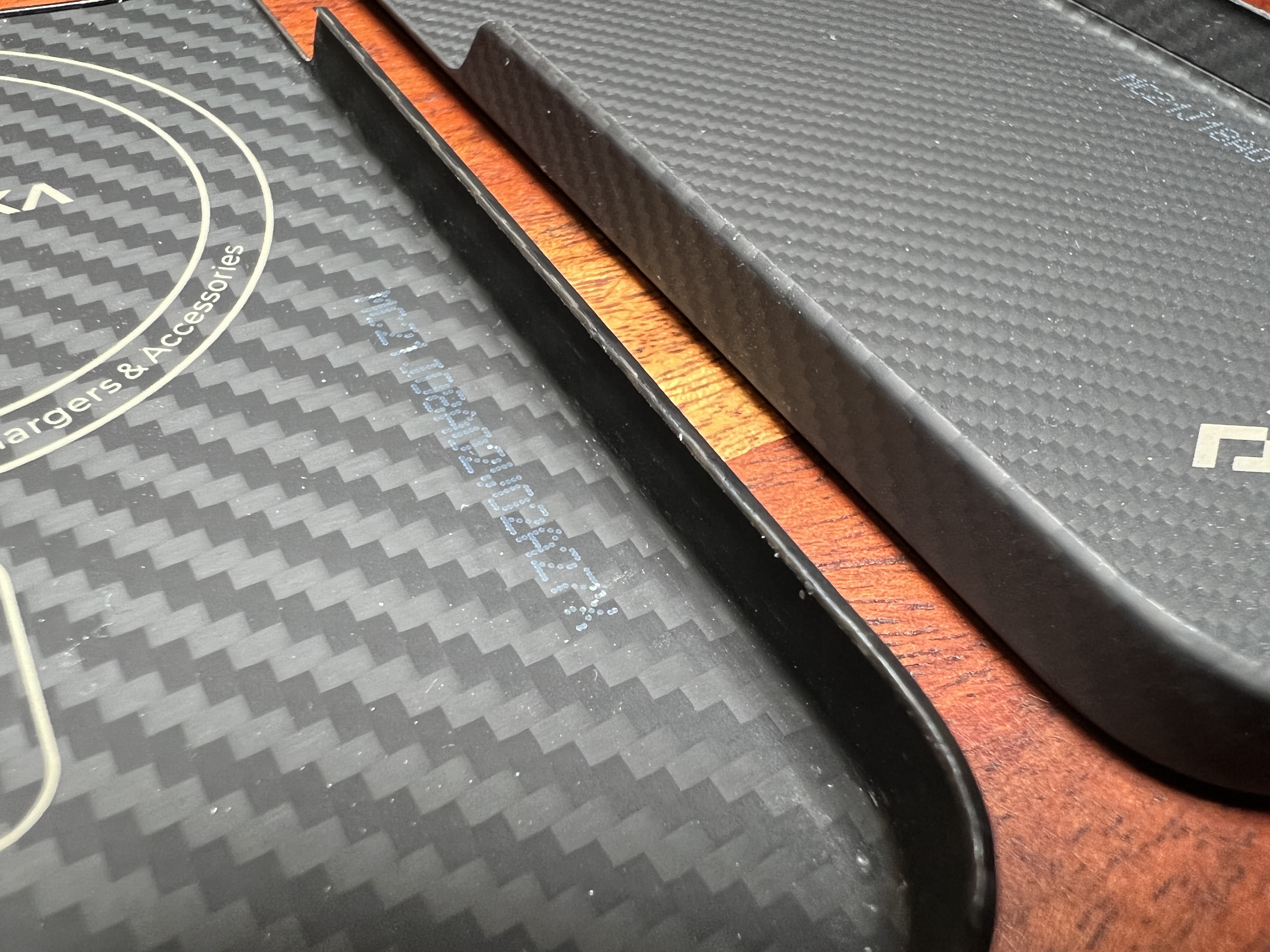 carbon fiber phone case detail