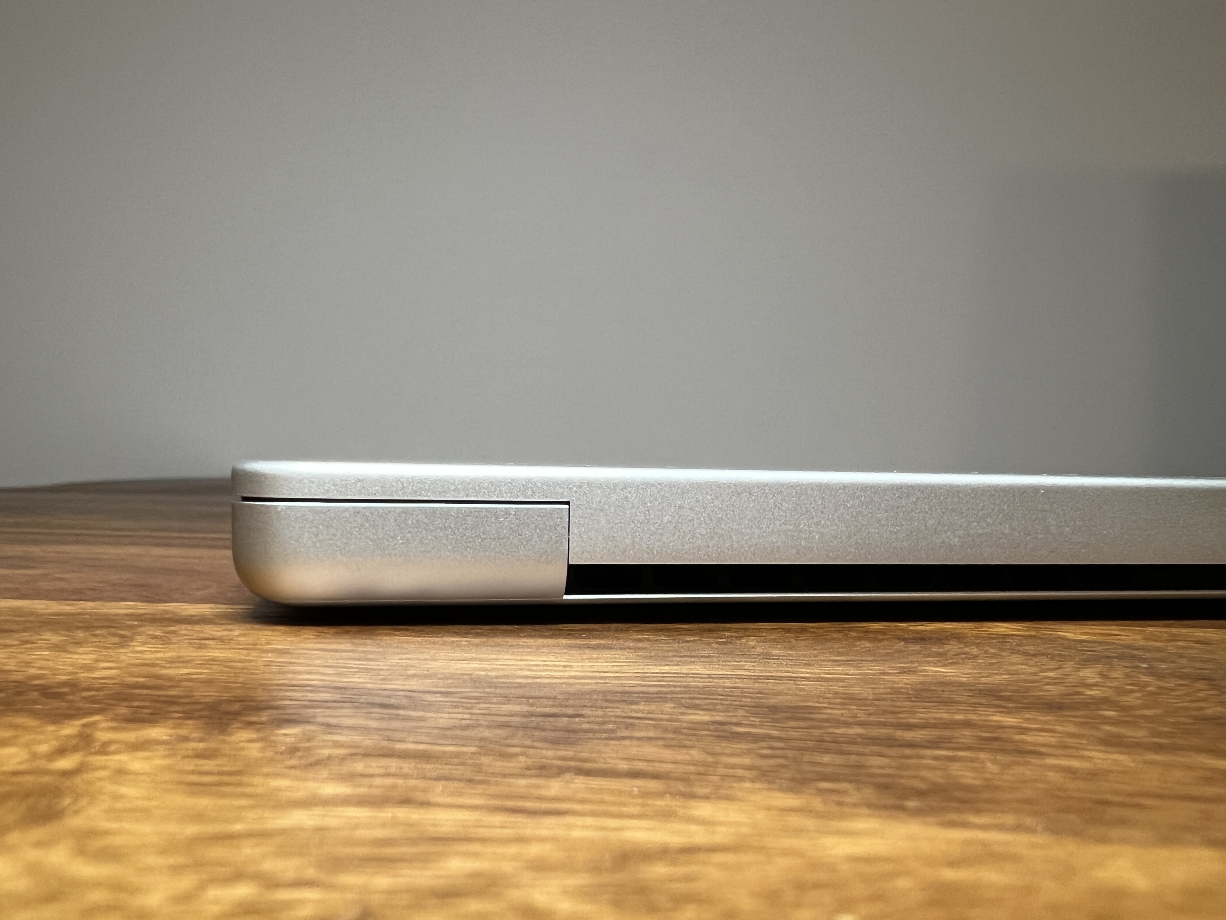 closed laptop side view