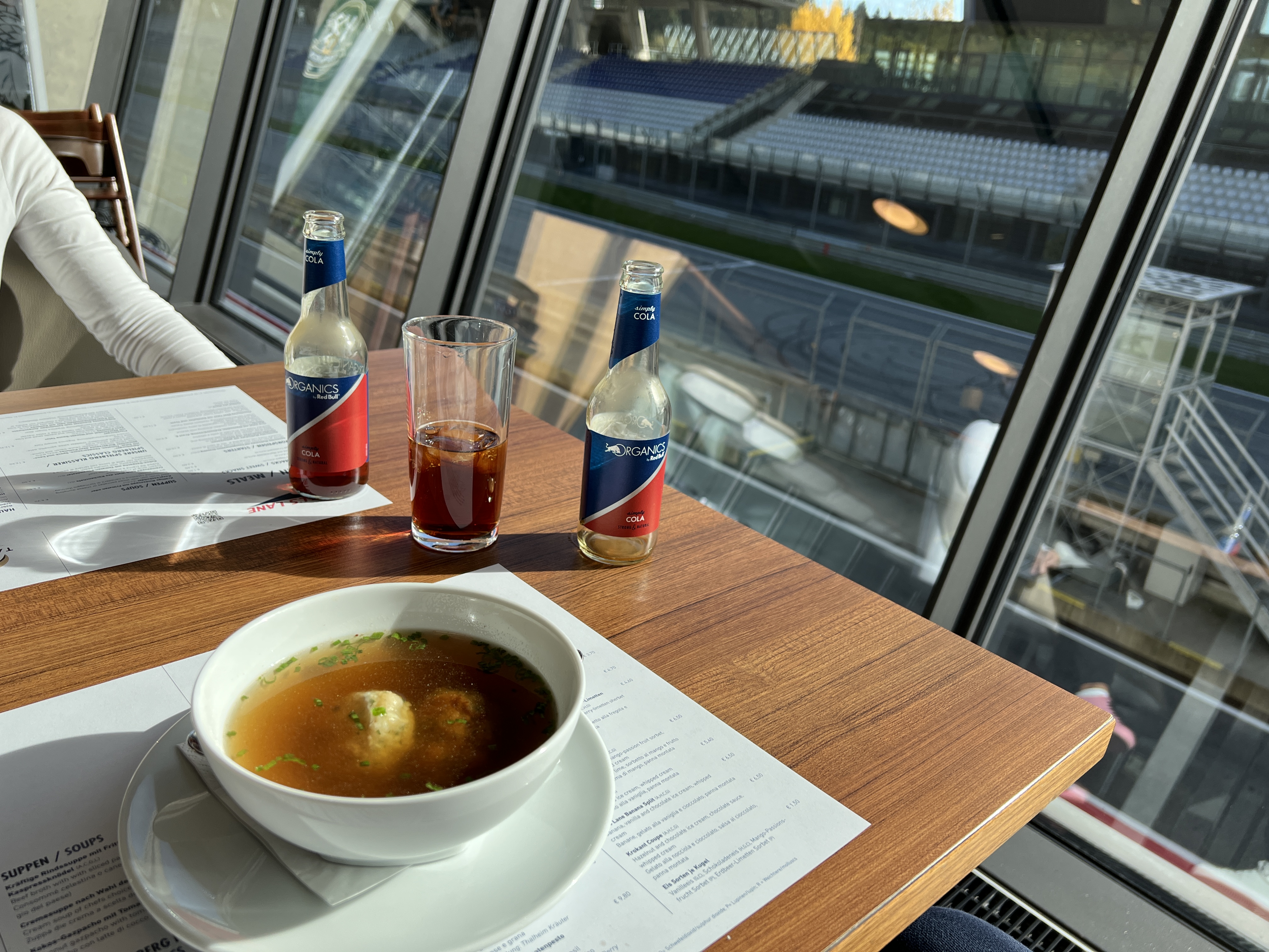 restaurant table soup drinks