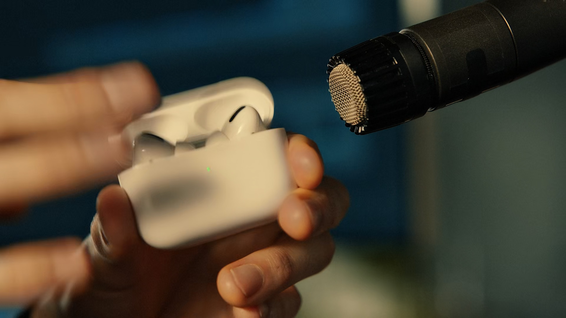 airpods closeup microphone