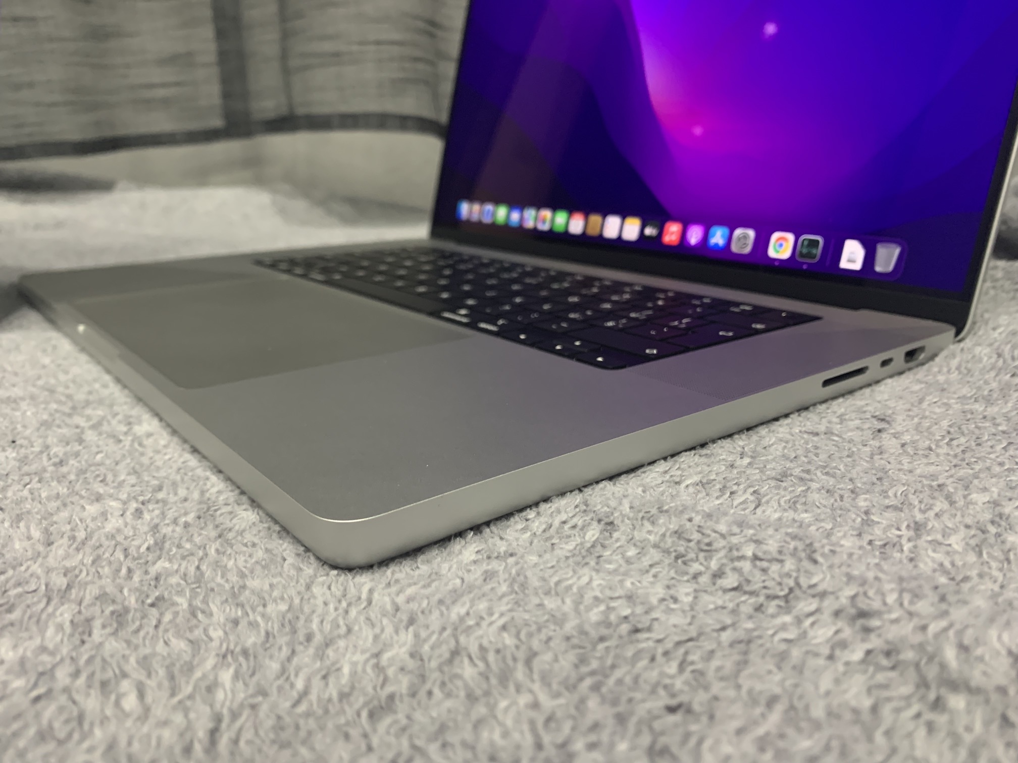 14" a 16" macbook pro 2021