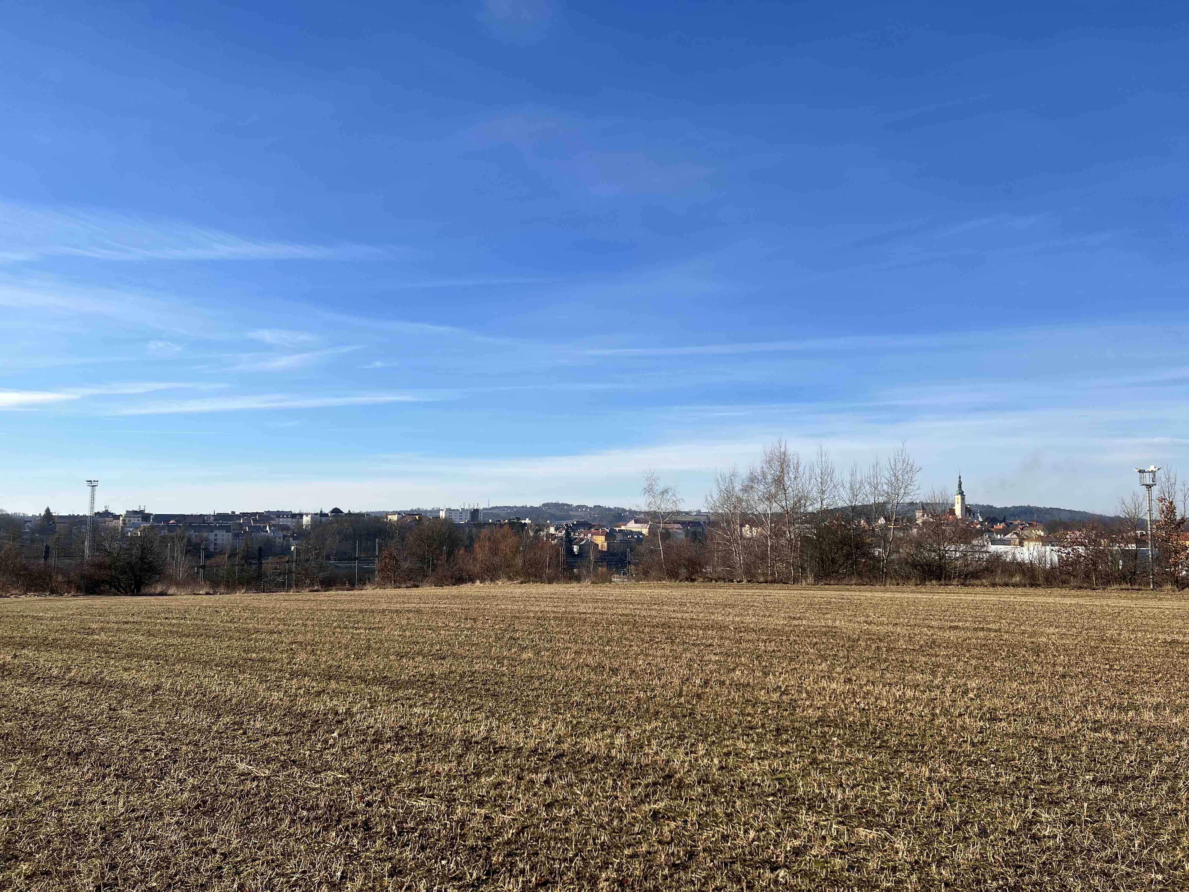 field view town horizon