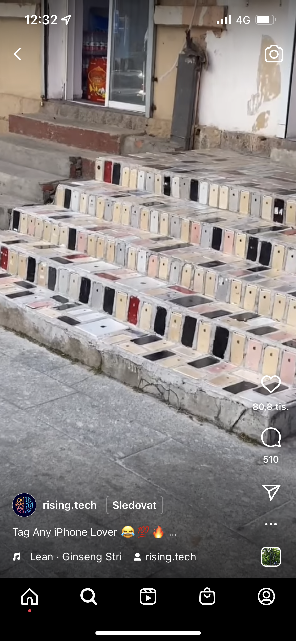 iphone stairs display
