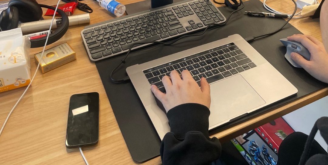 MacBook Pro bez displeje