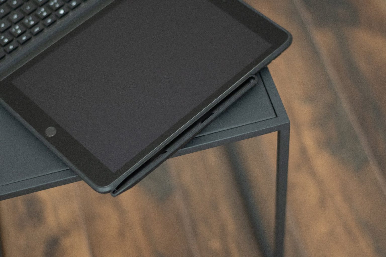 Recenze EPICO Keyboard Case Povedená klávesnice k iPadu za perfektní