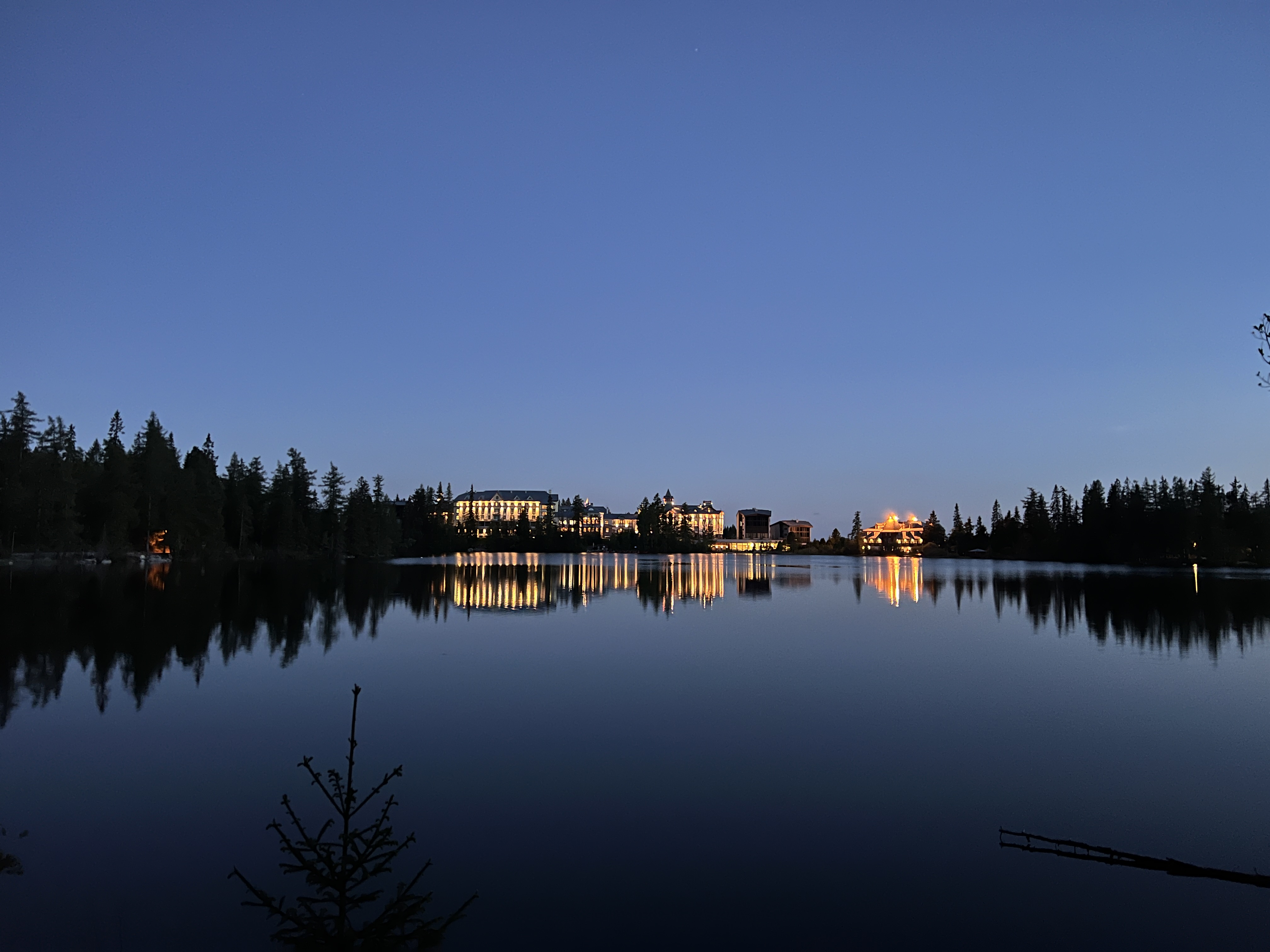 night lake reflection