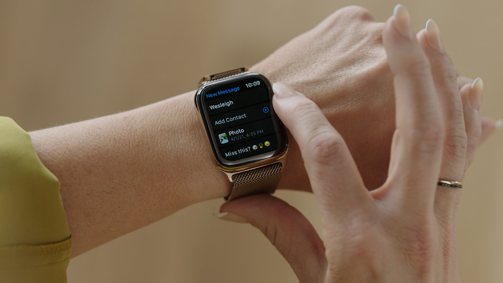 smartwatch message sending