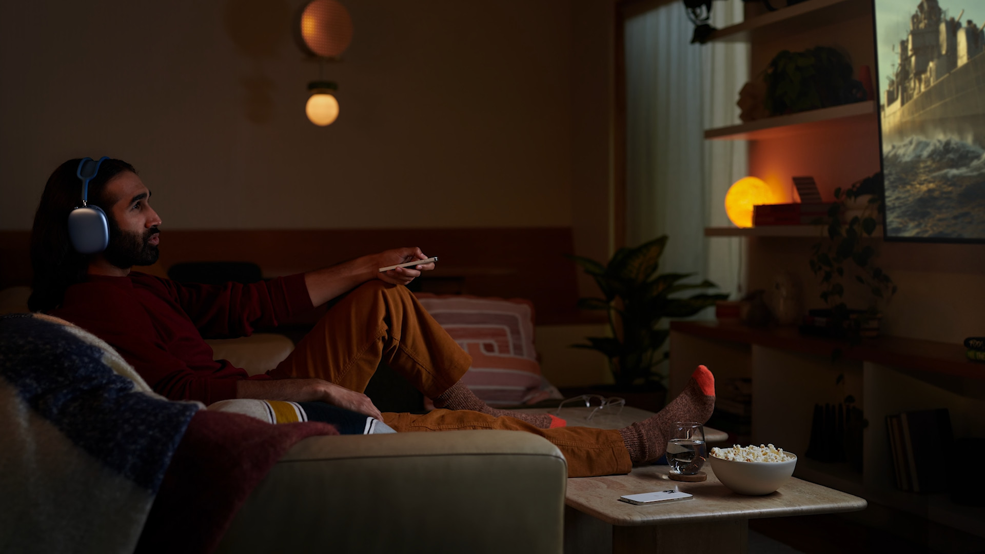 watching tv with airpods max