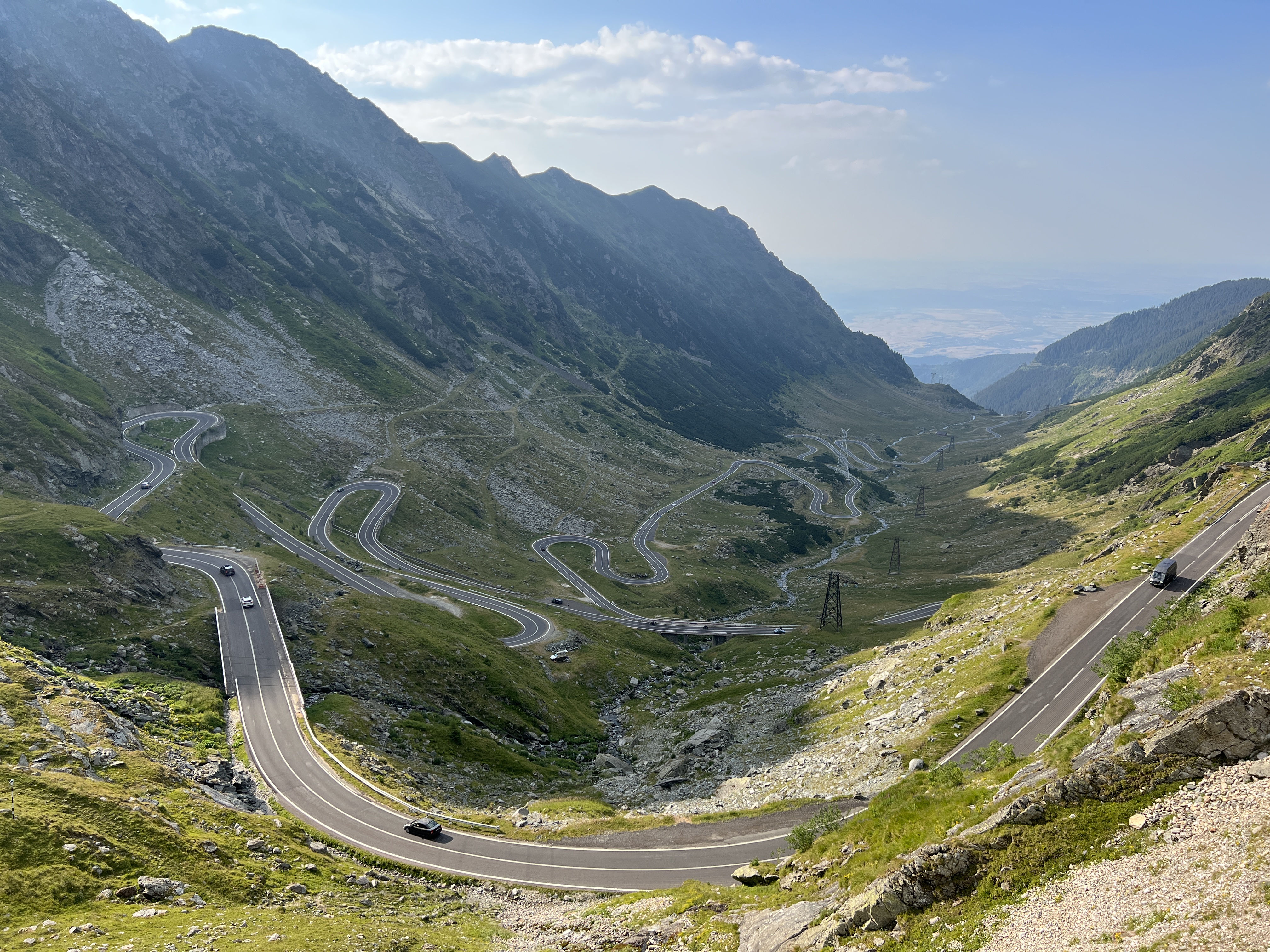 curvy road mountain view