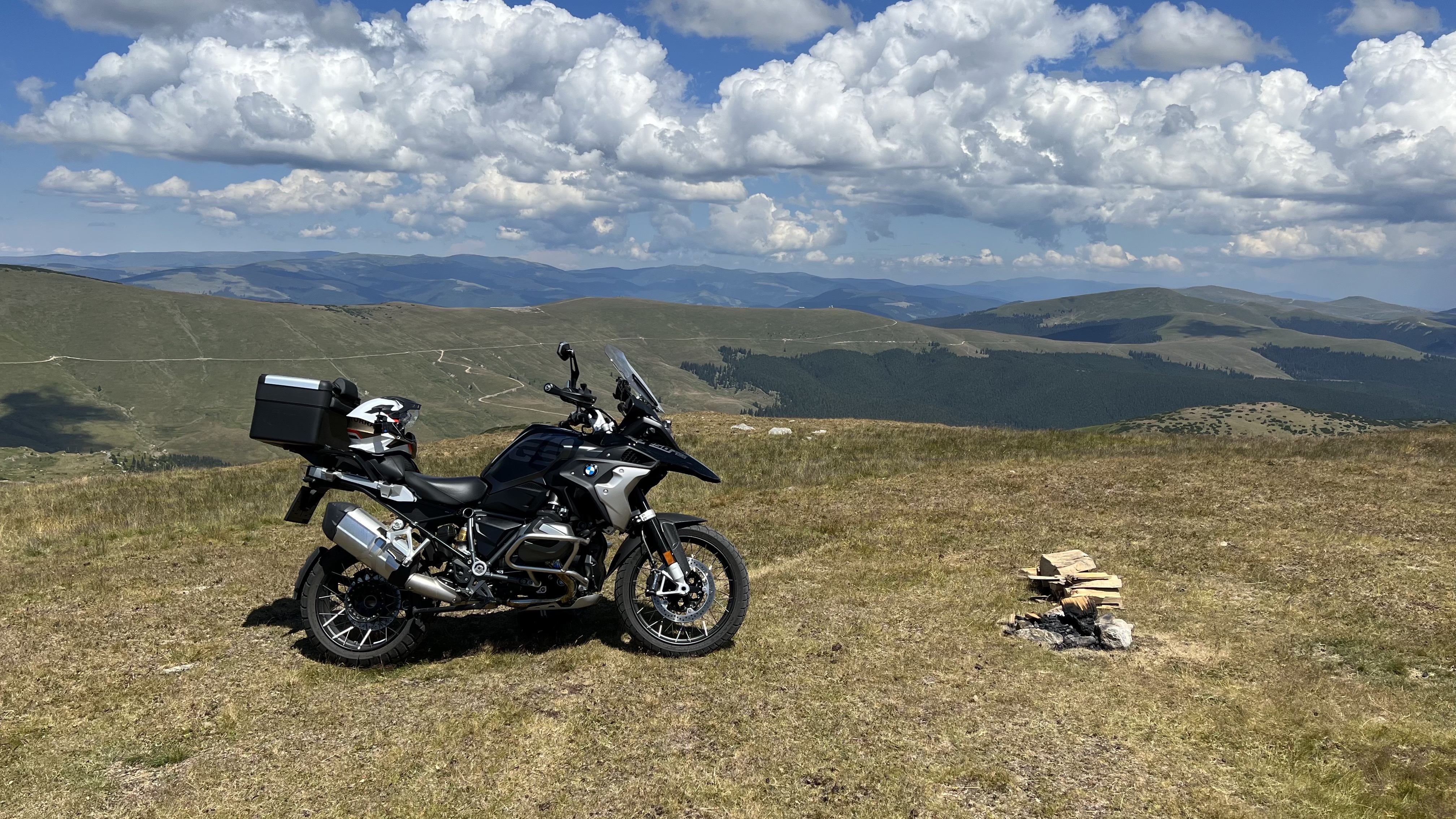 motorcycle mountain view