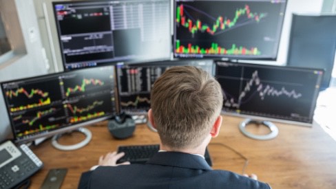 stock trader multiple screens