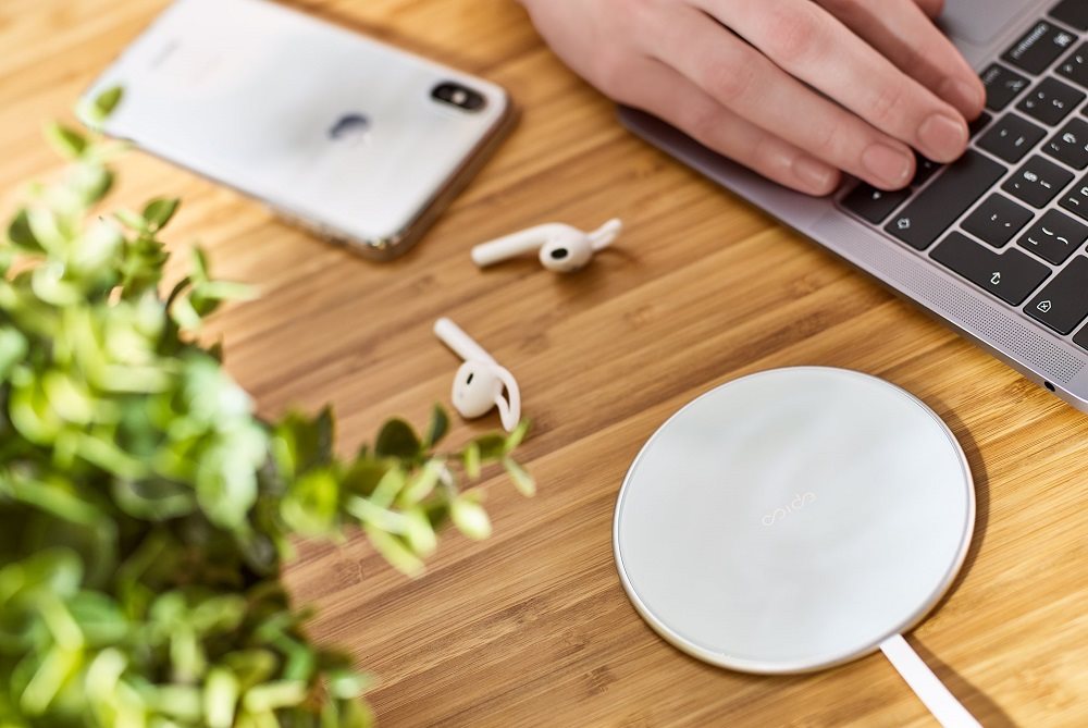 Epico ultratenká bezdrátová nabíječka