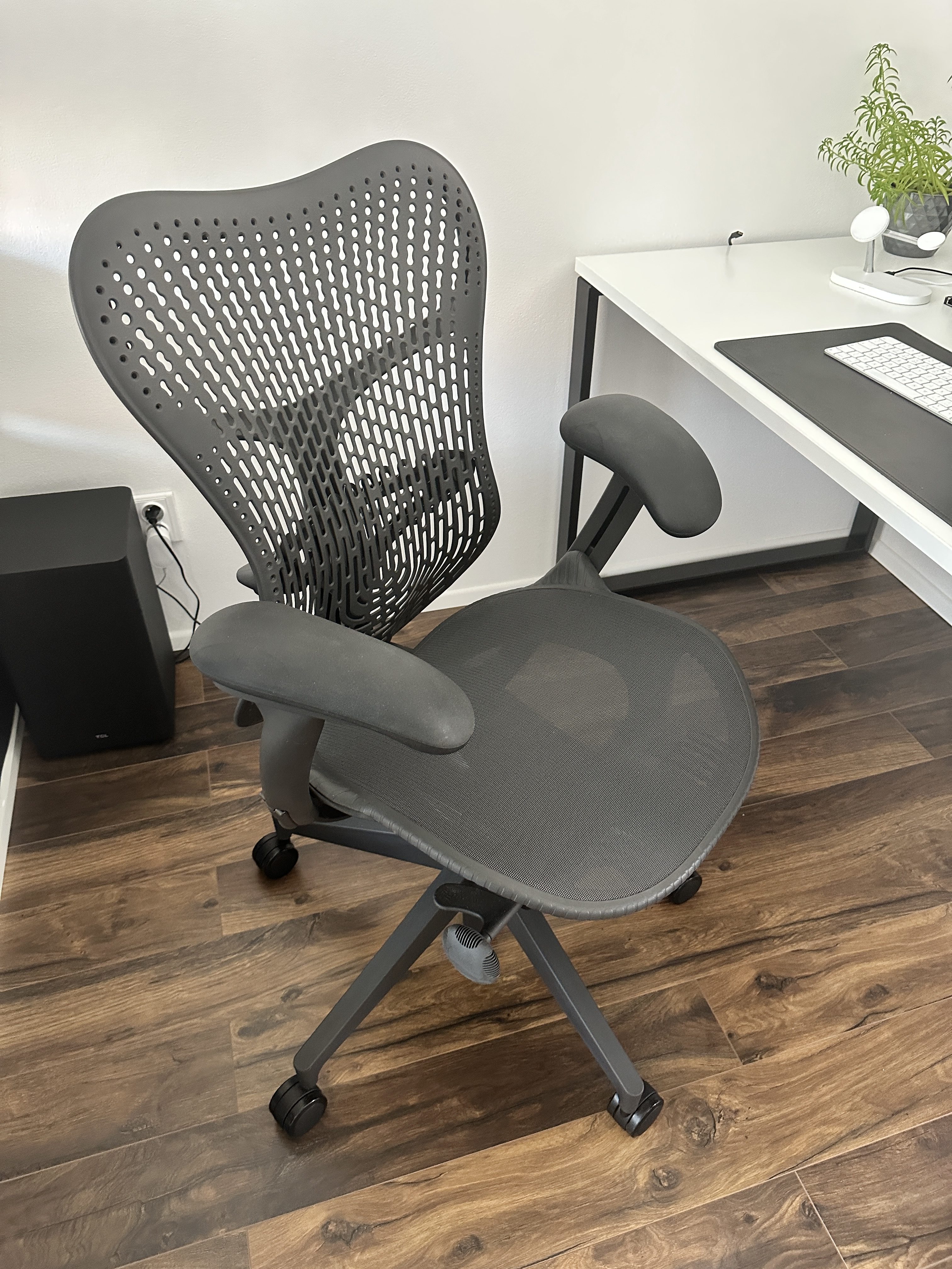 ergonomic office chair