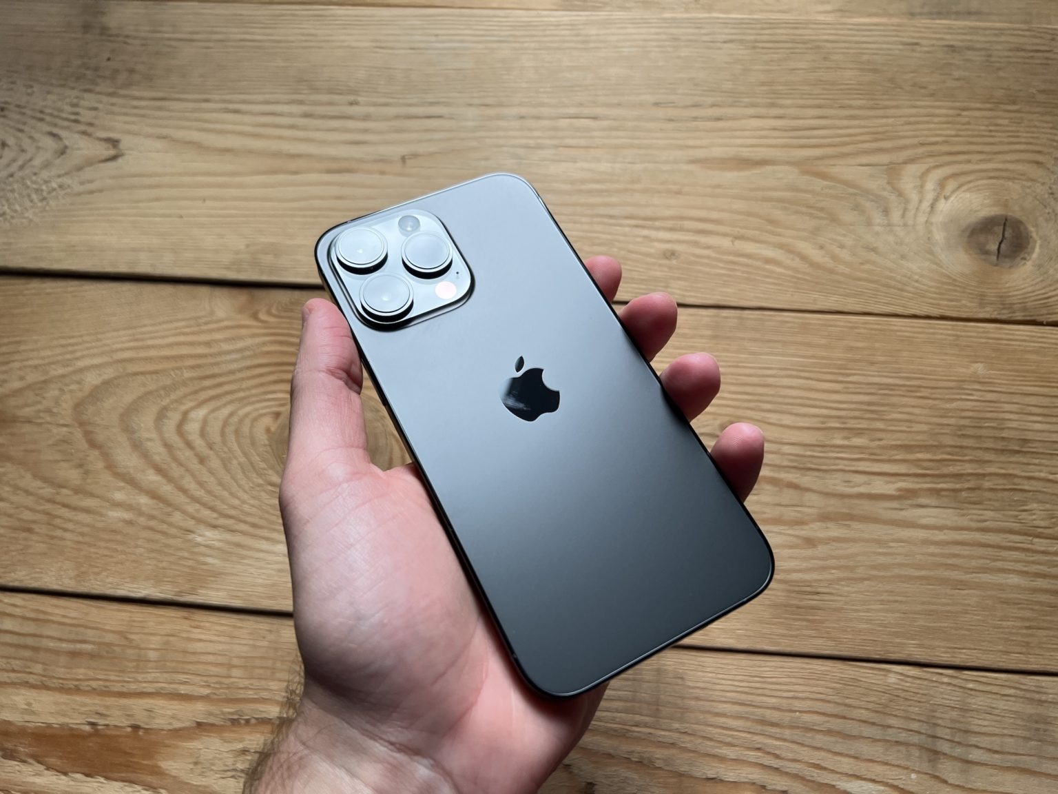 Applu Unikly Výrobní Plány Iphonu 14 Pro Max Jeho Design Je Tak