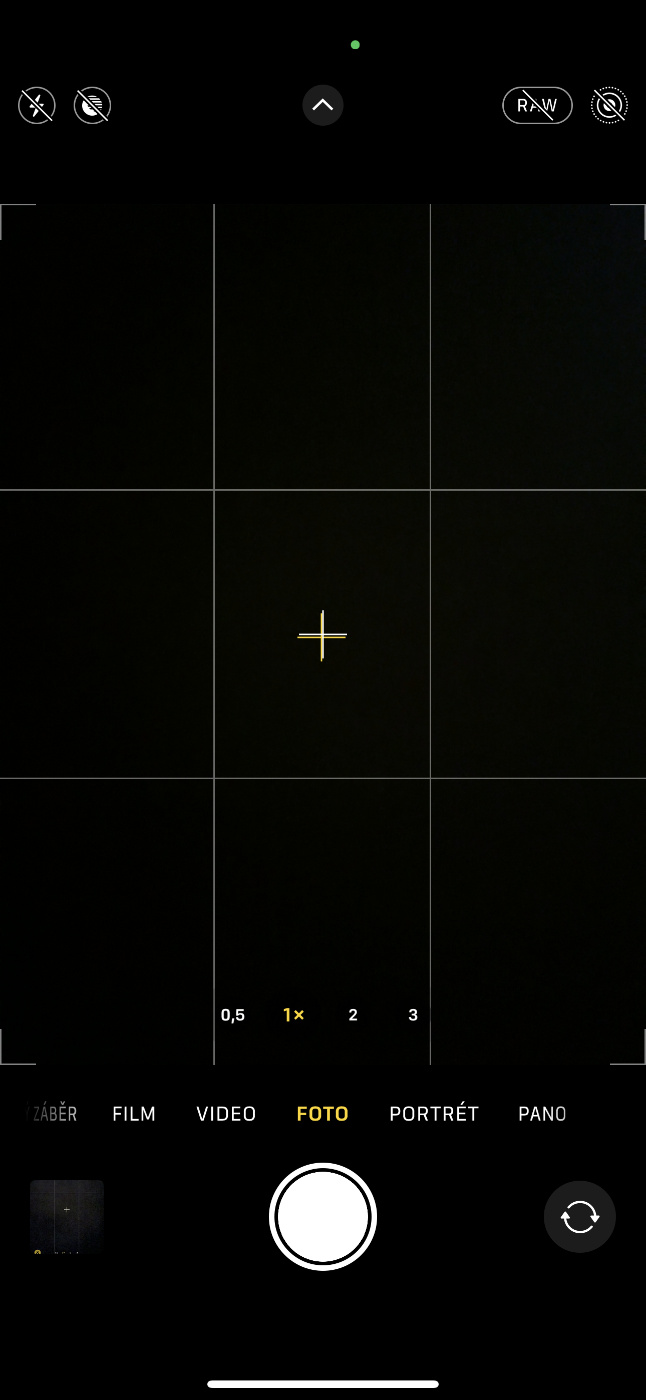 iphone camera interface dark