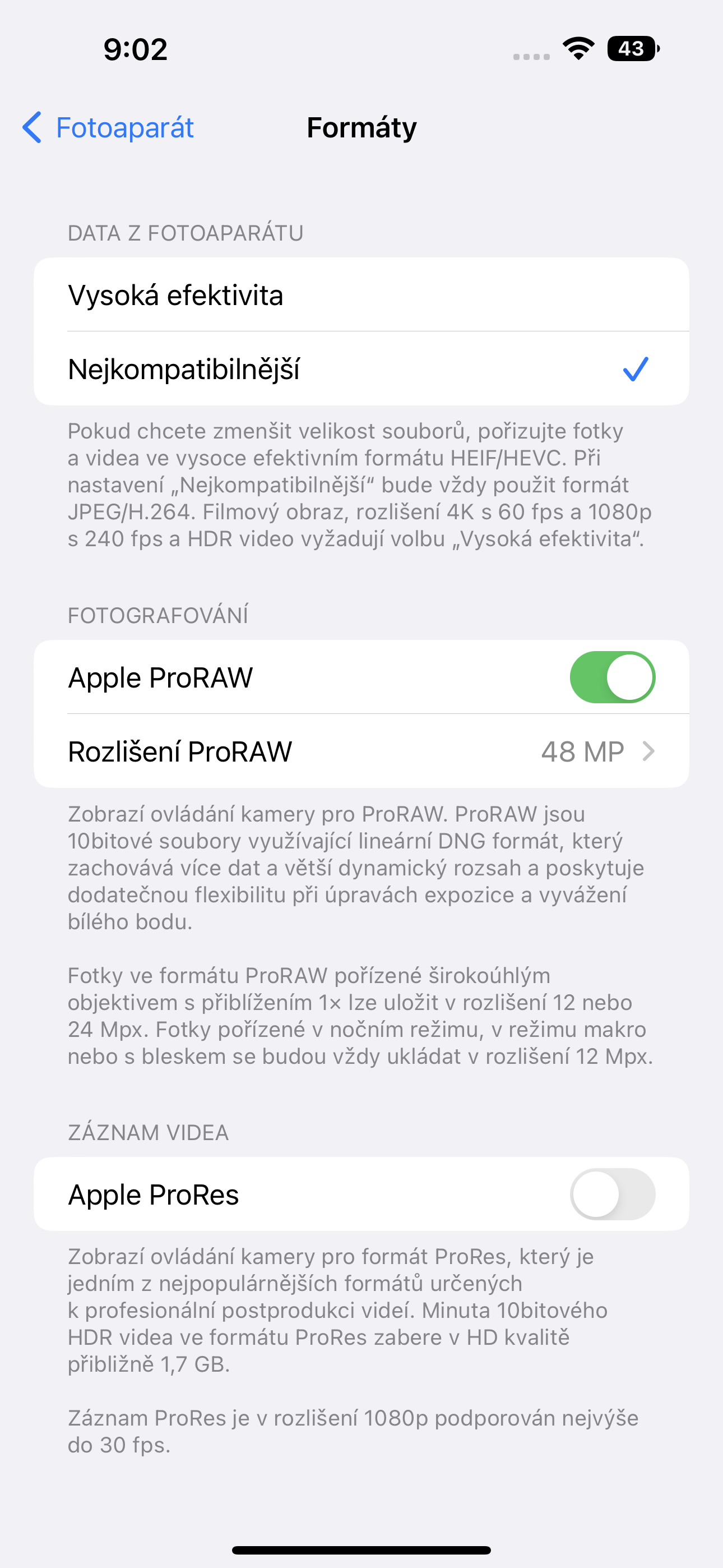 iphone proraw resolution